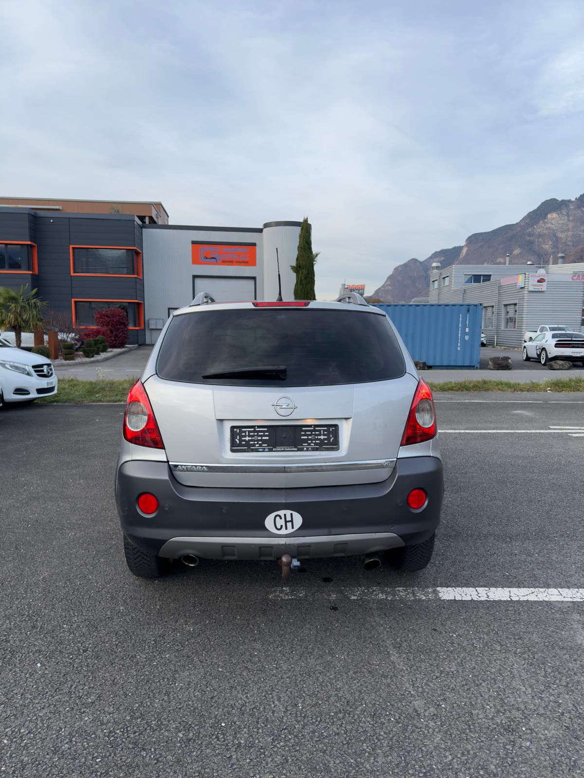 OPEL Antara 3.2 V6 Cosmo 4WD Automatic-image-5