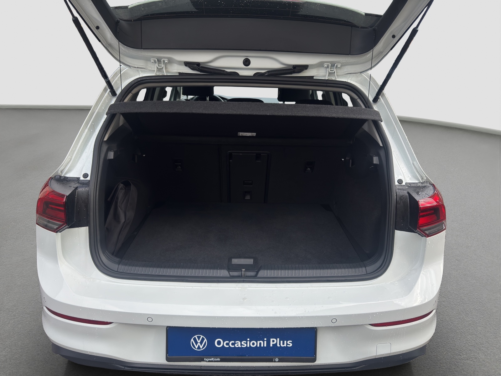VW Golf 1.0 TSI Life-image-9