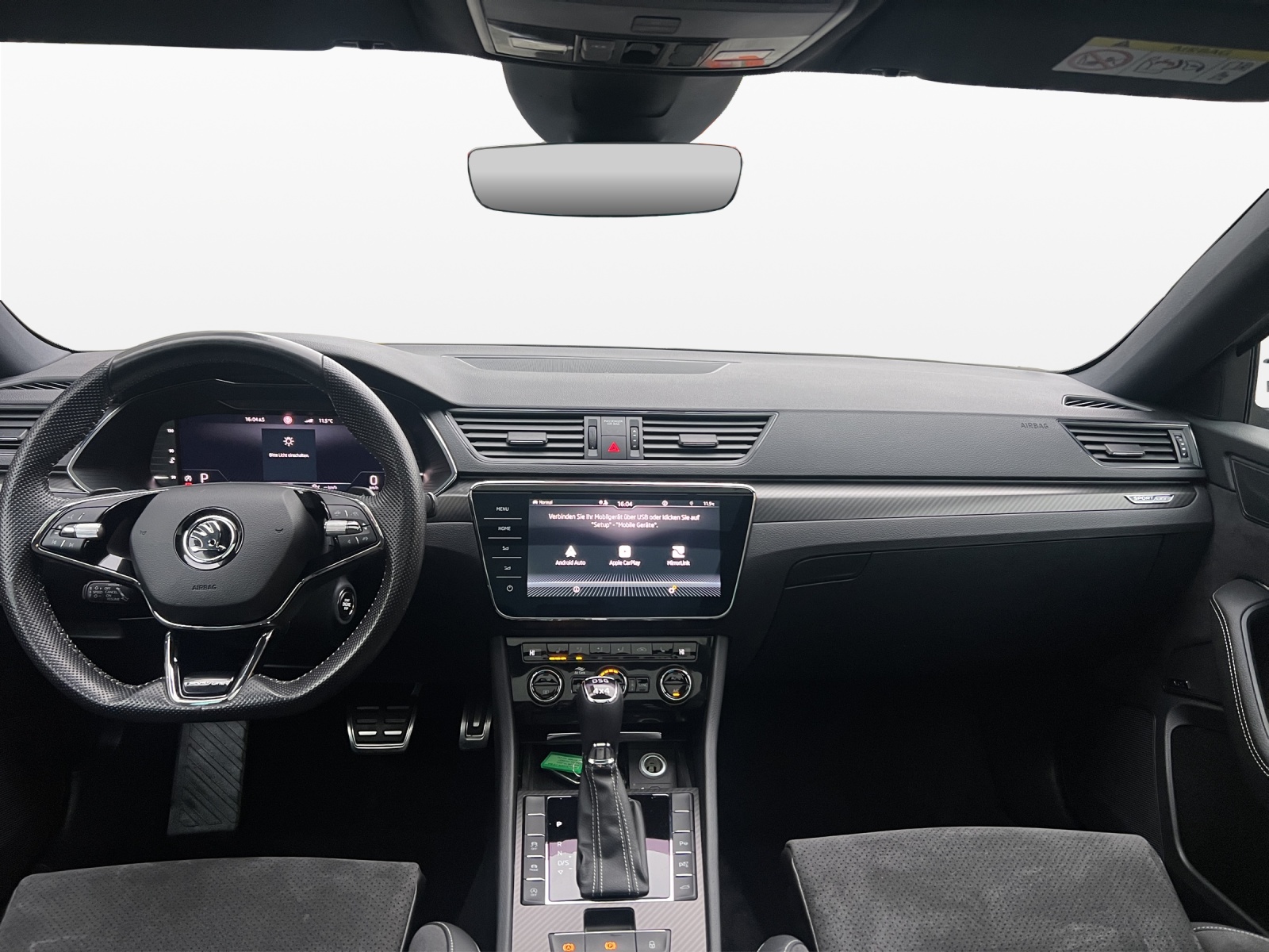 SKODA Superb Combi 2.0 TSI SportLine 4x4 DSG-image-11