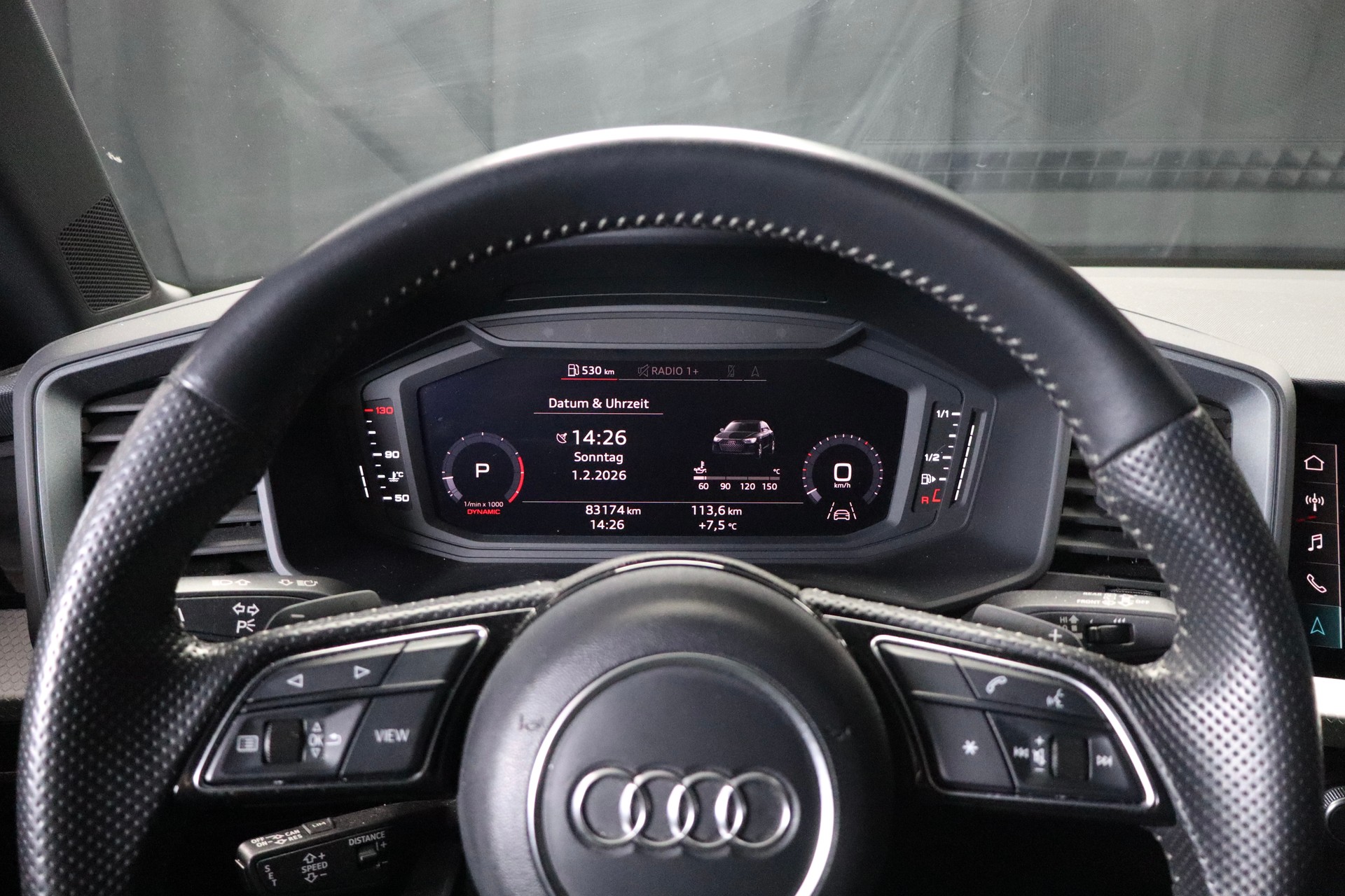 AUDI A1 Sportback 35 TFSI S Line S-tronic-image-4