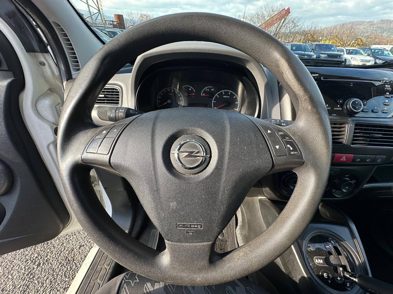 OPEL Combo 1.6 CDTi Enjoy L1H1 Automatic-image-6