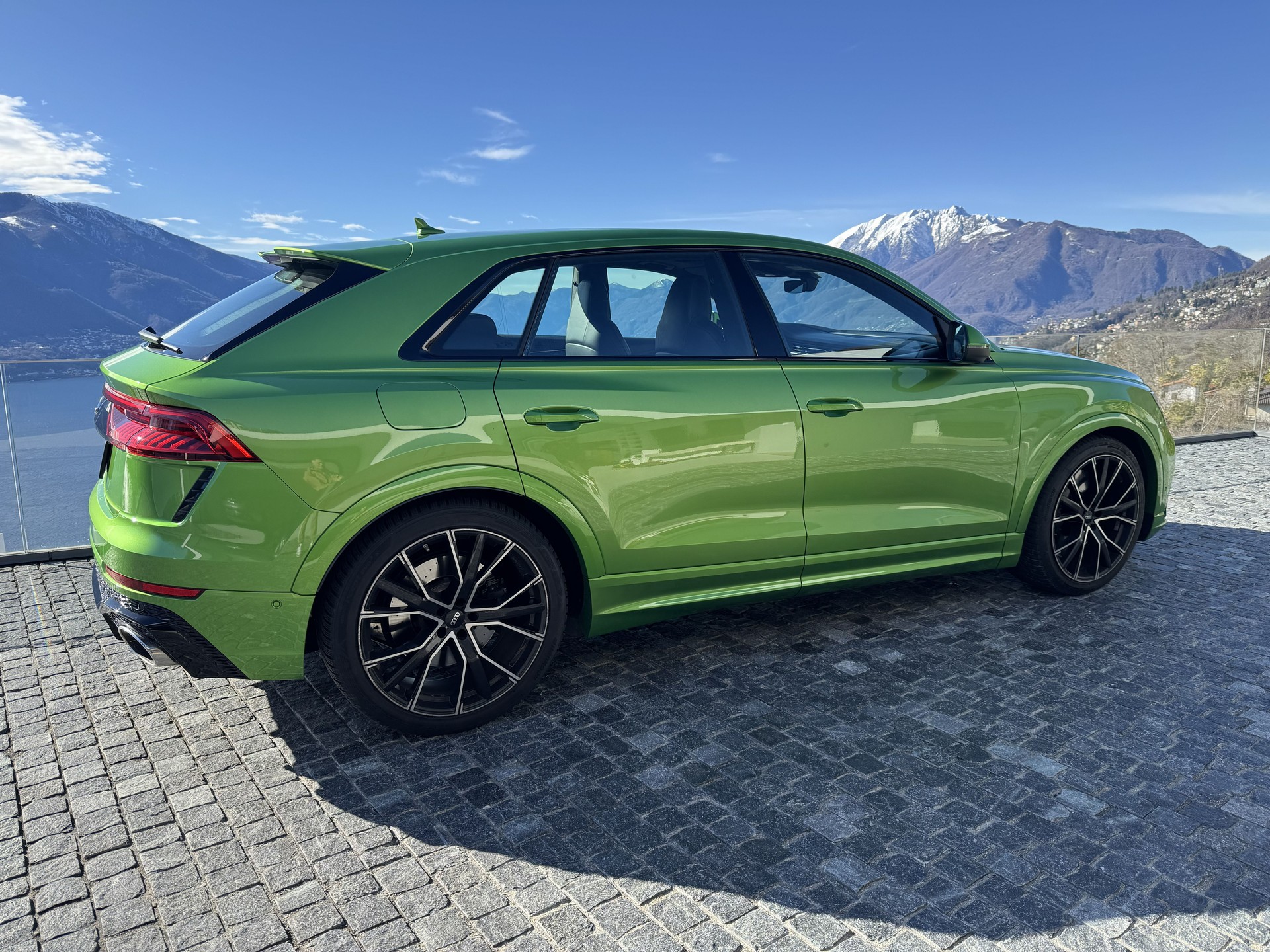 AUDI RSQ8 quattro tiptronic-image-1