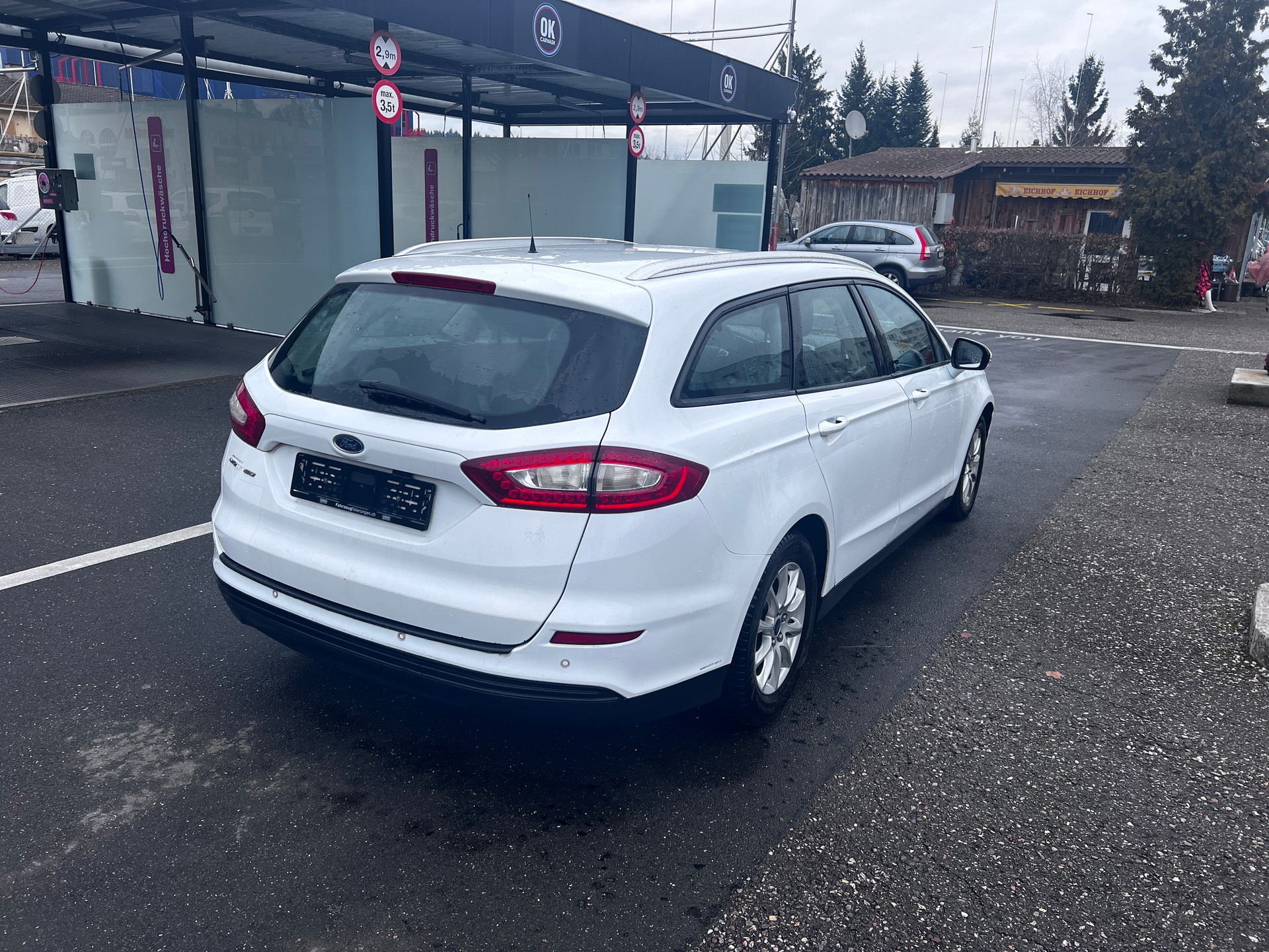 FORD Mondeo 2.0 TDCi Vignale PowerShift-image-5