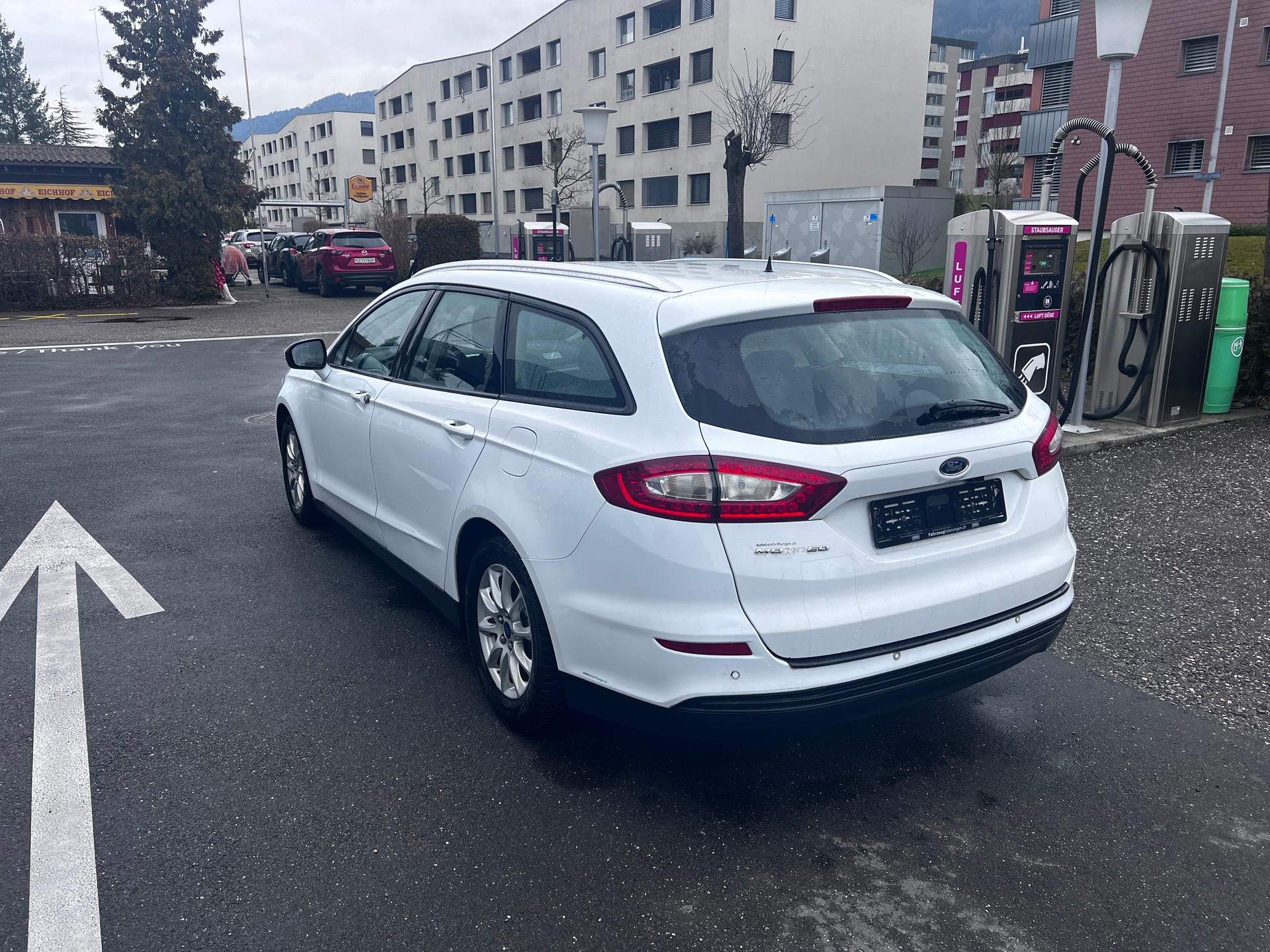 FORD Mondeo 2.0 TDCi Vignale PowerShift-image-4