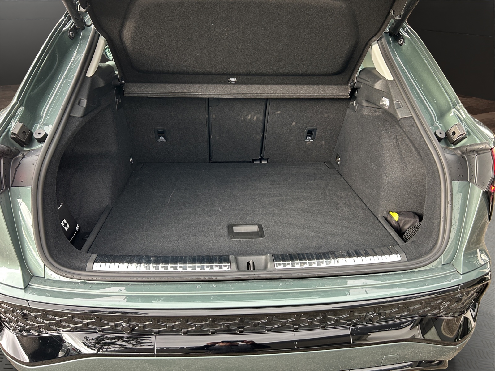 AUDI Q3 SUV 110 kW TFSI S tronic-image-17