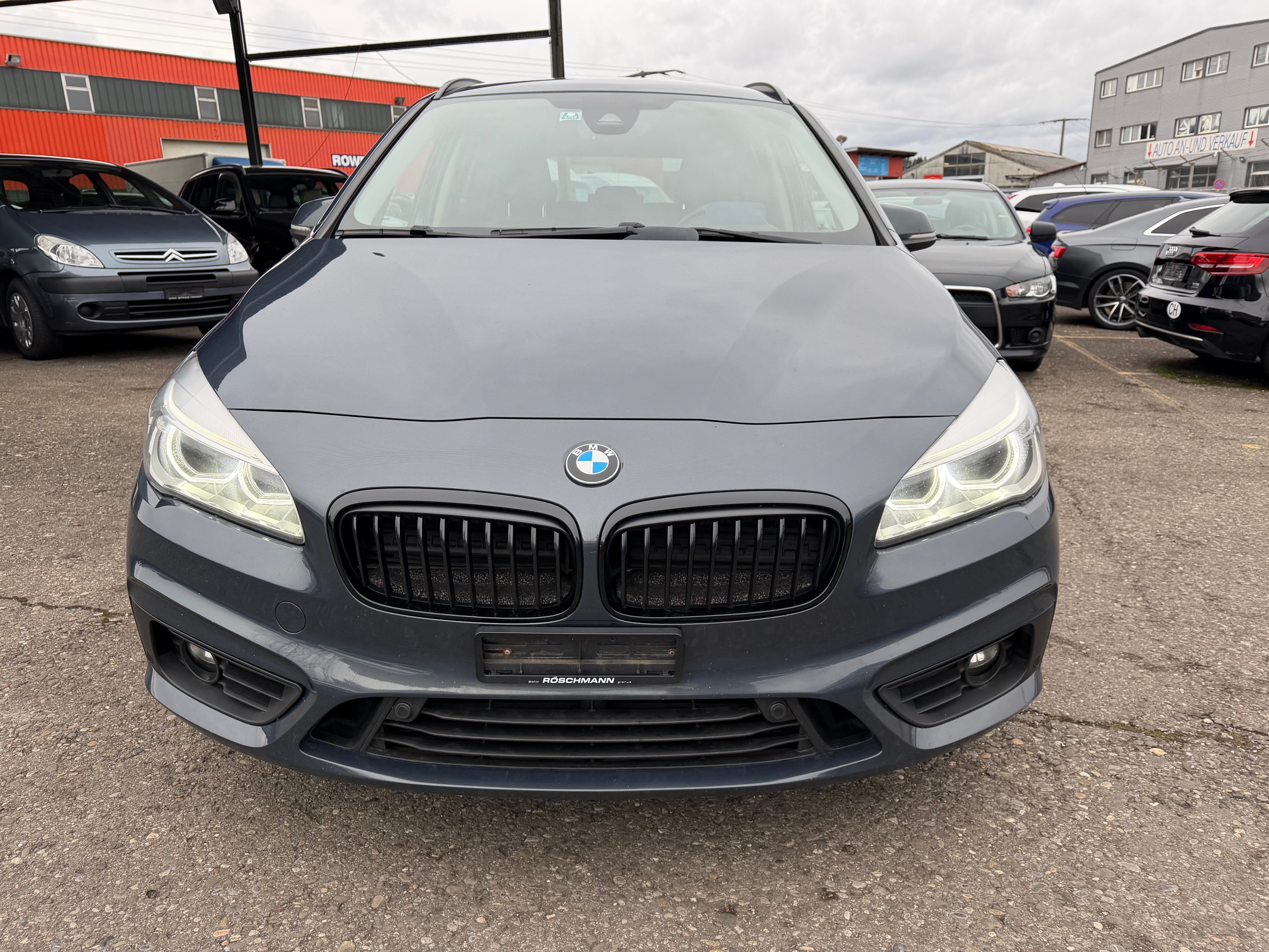 Car photo