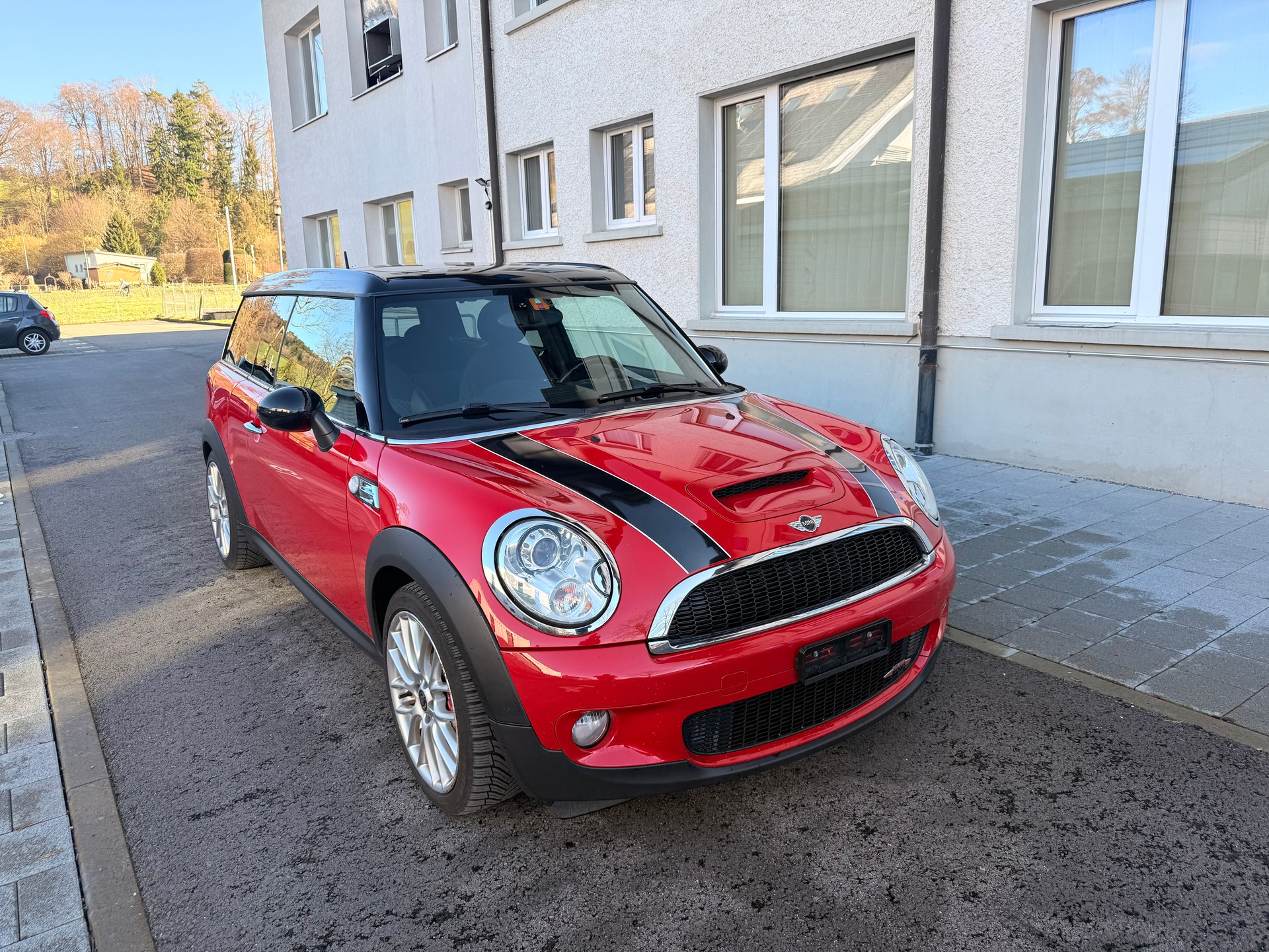 MINI Clubman Cooper John Cooper Works-image-2
