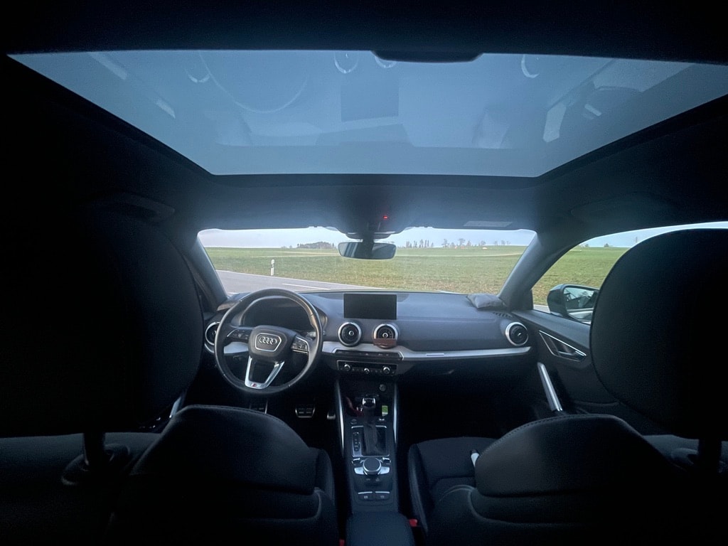 AUDI 35 TFSI S tronic S line-image-9