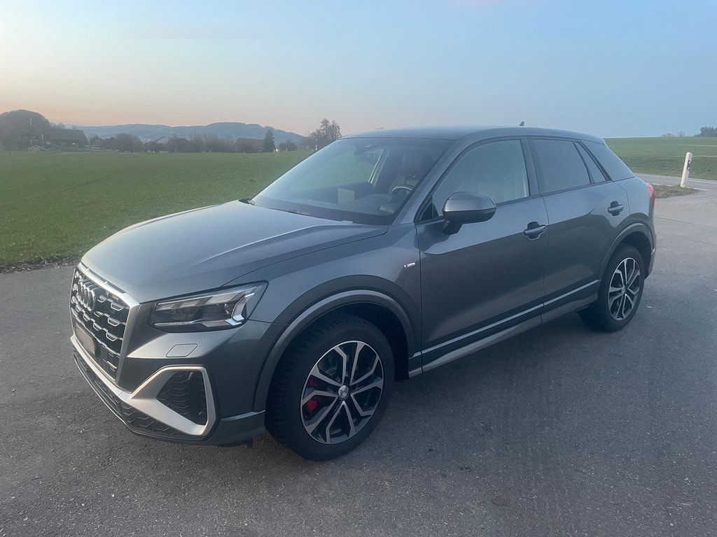AUDI 35 TFSI S tronic S line-image-3