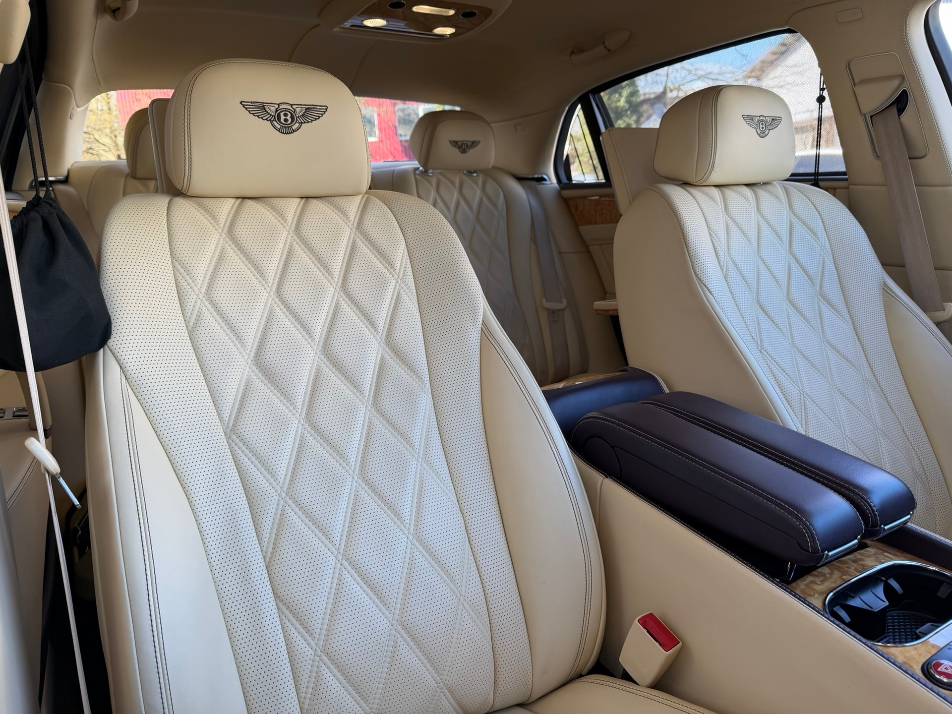 BENTLEY Flying Spur 6.0-image-15