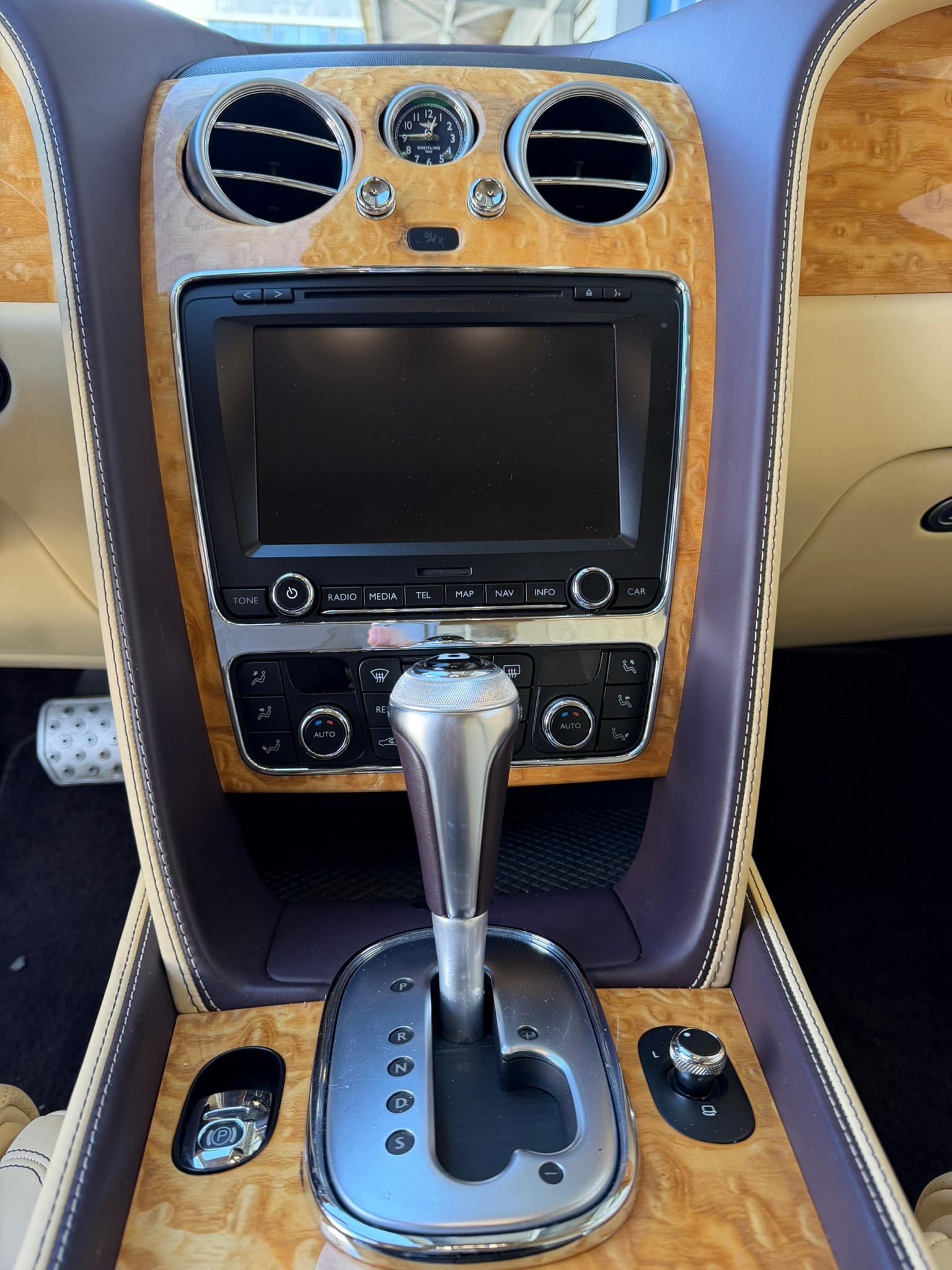 BENTLEY Flying Spur 6.0-image-10