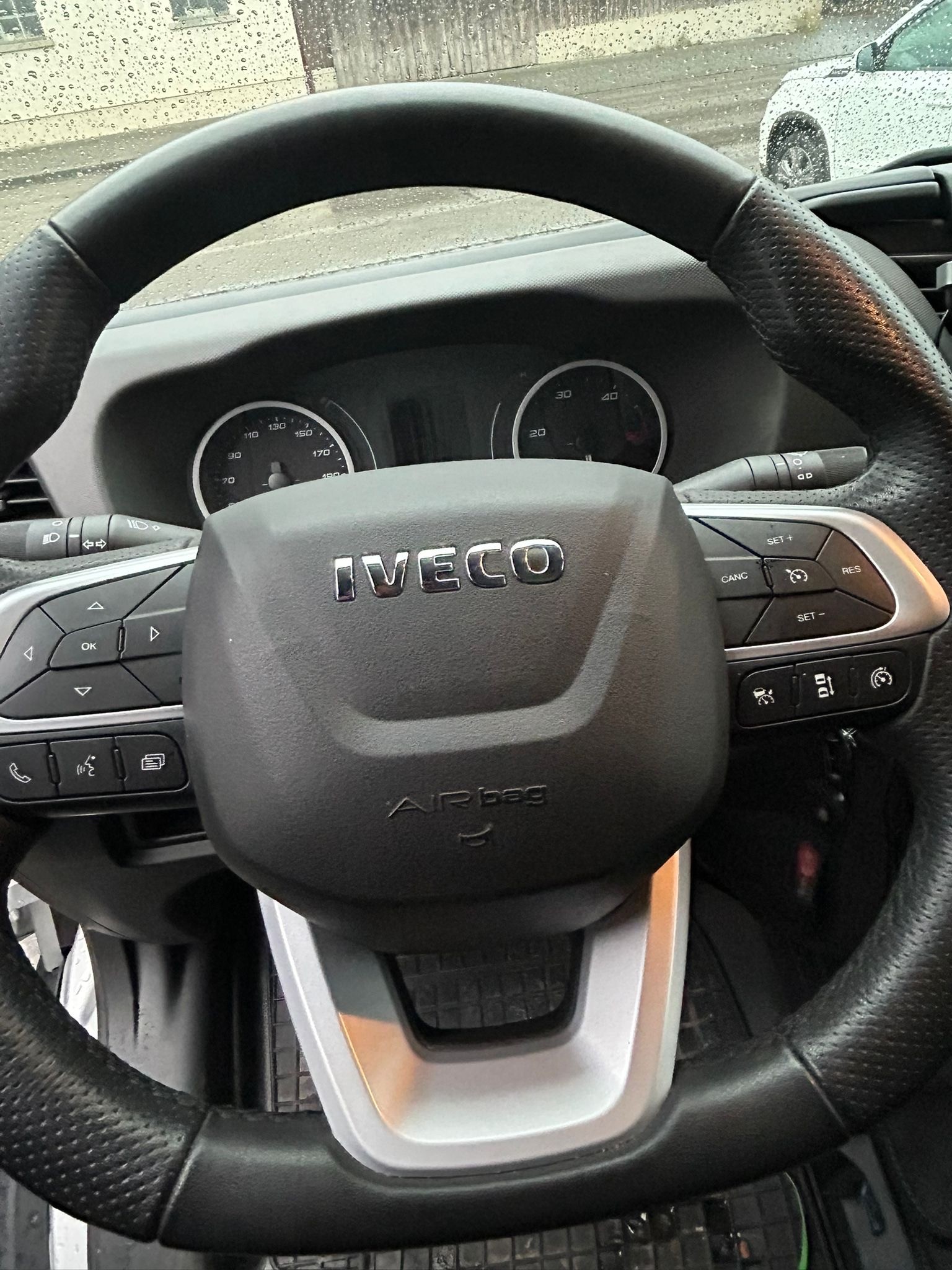 IVECO 35 S 18H A8-image-11