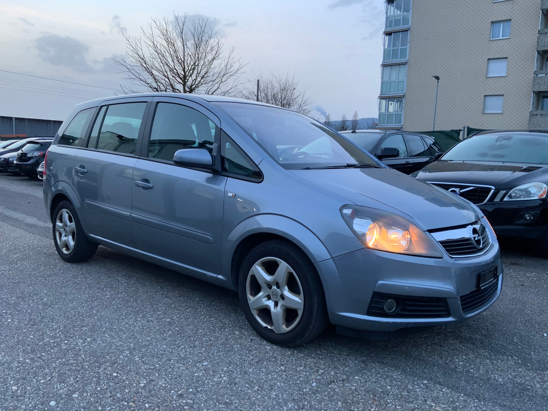 OPEL Zafira 1.9 CDTI Sport-image-2