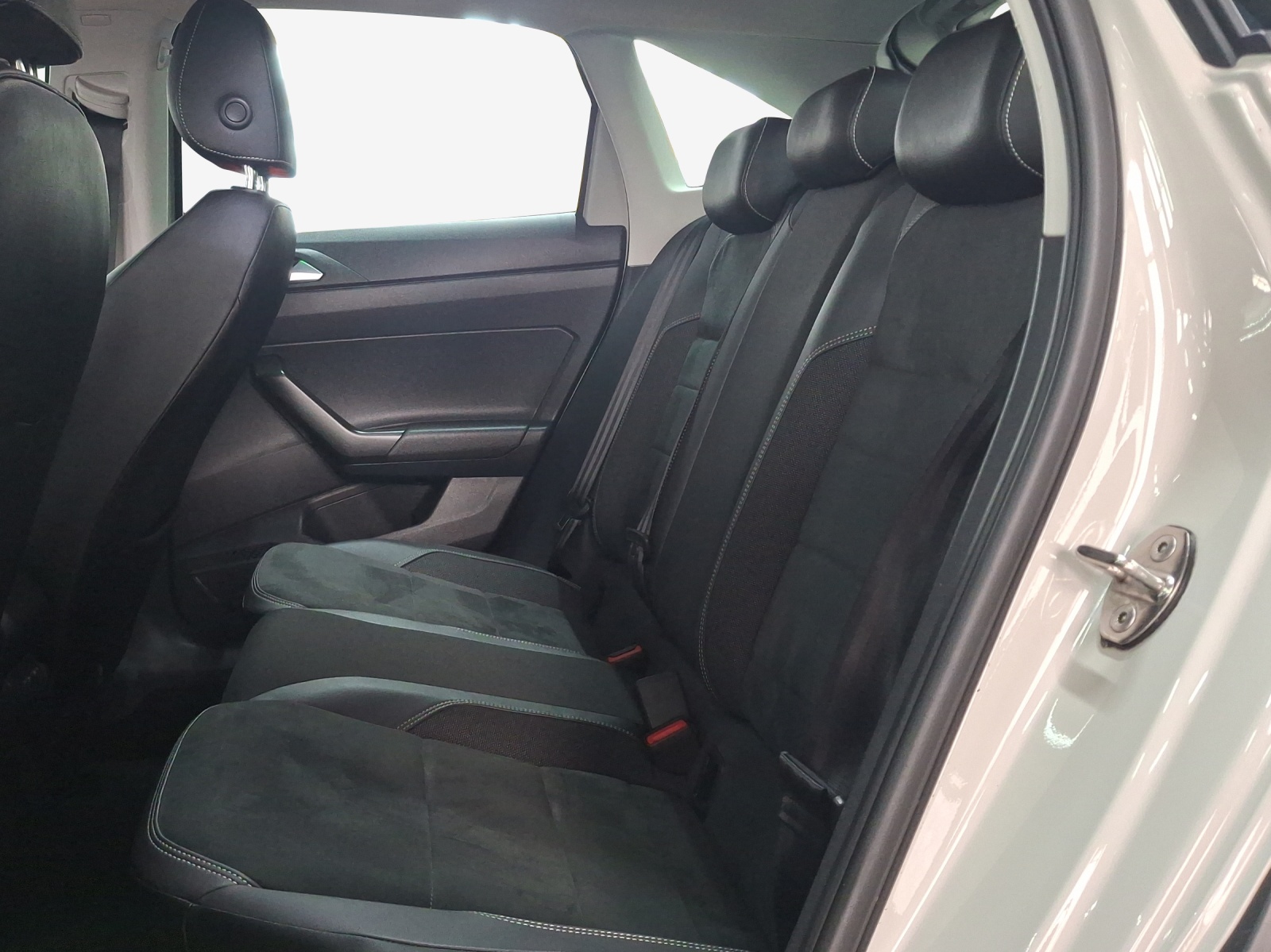 VW Taigo 1.0 TSI Style DSG-image-11