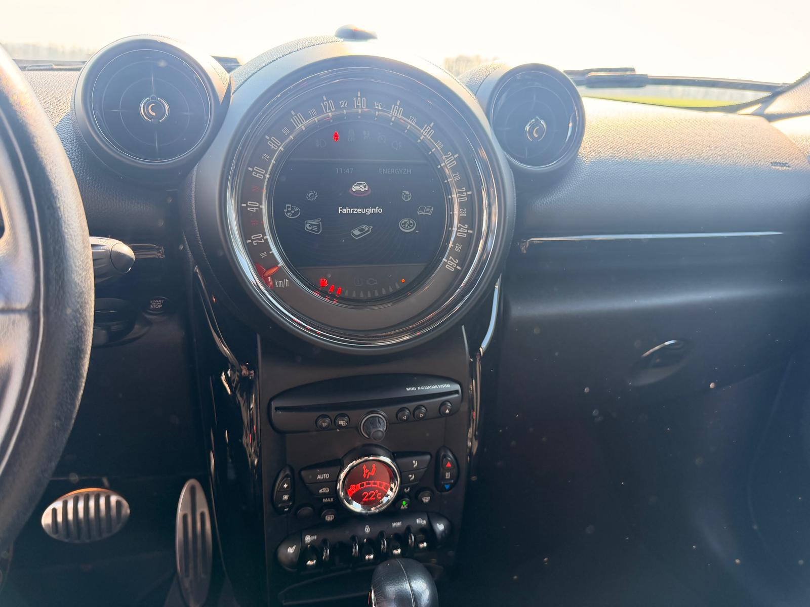 MINI Countryman Cooper S ALL4 Snowhill Steptronic *John Cooper Works Package*-image-12