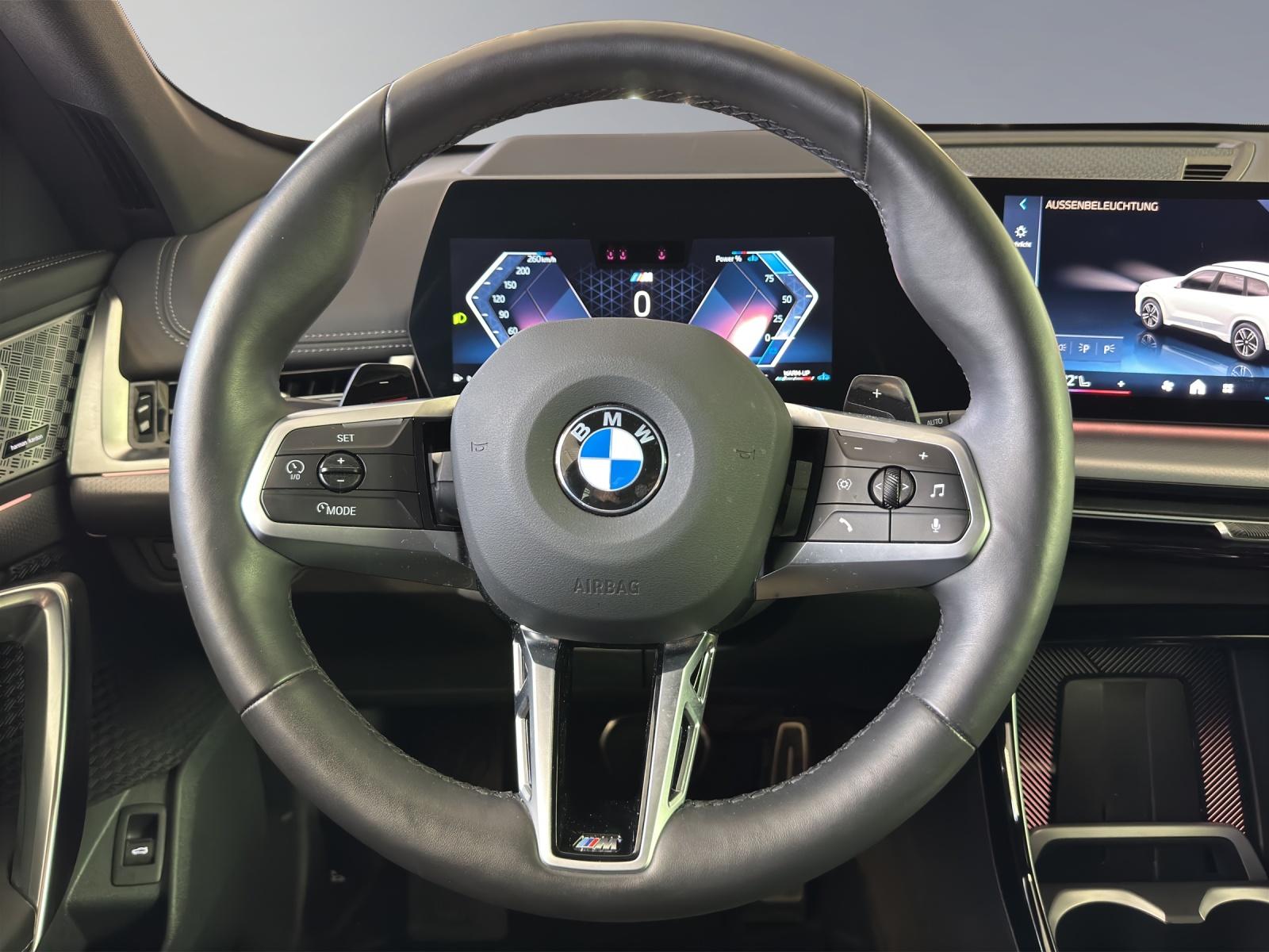 BMW X1 23i xDrive M Sport-image-9