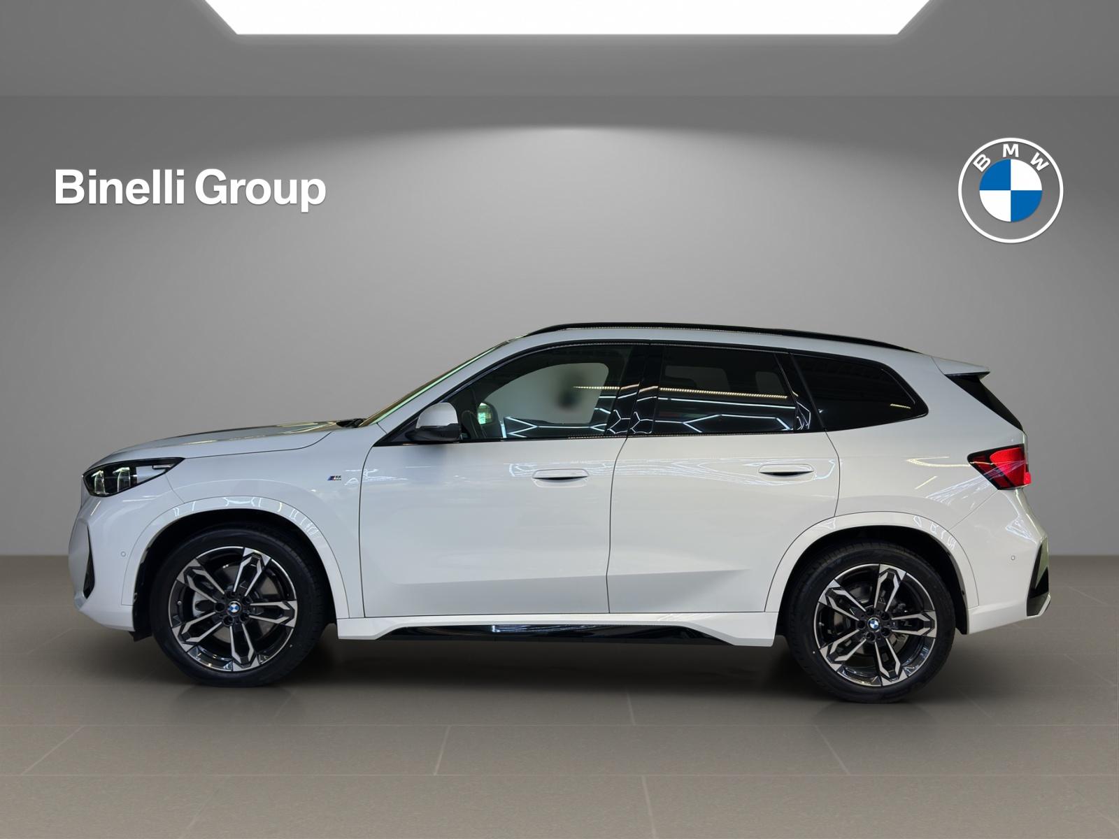 BMW X1 23i xDrive M Sport-image-1