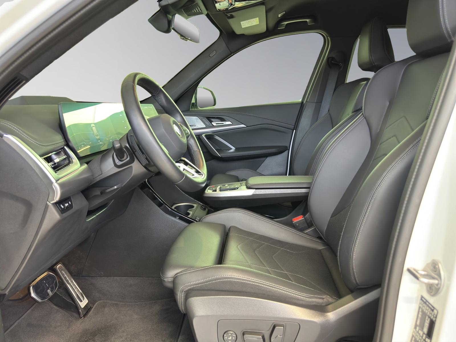 BMW X1 23i xDrive M Sport-image-15