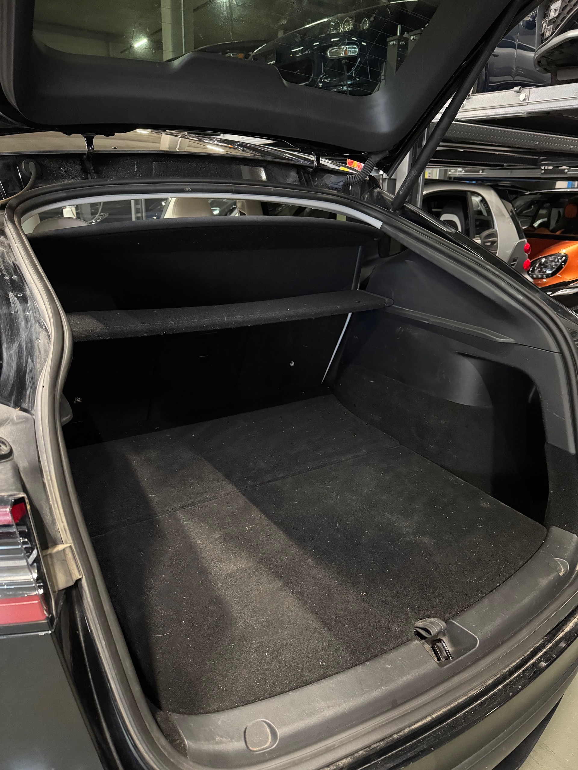 TESLA Model Y RWD-image-10