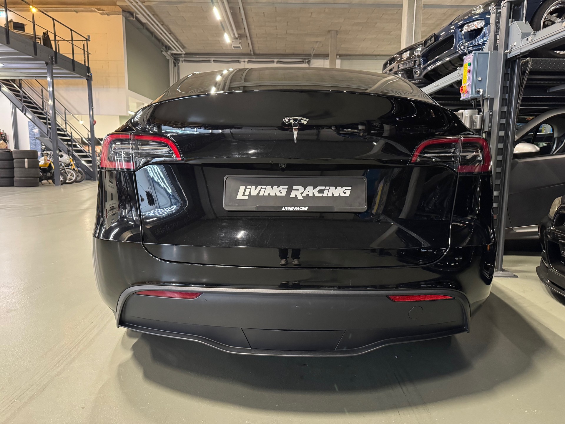 TESLA Model Y RWD-image-3