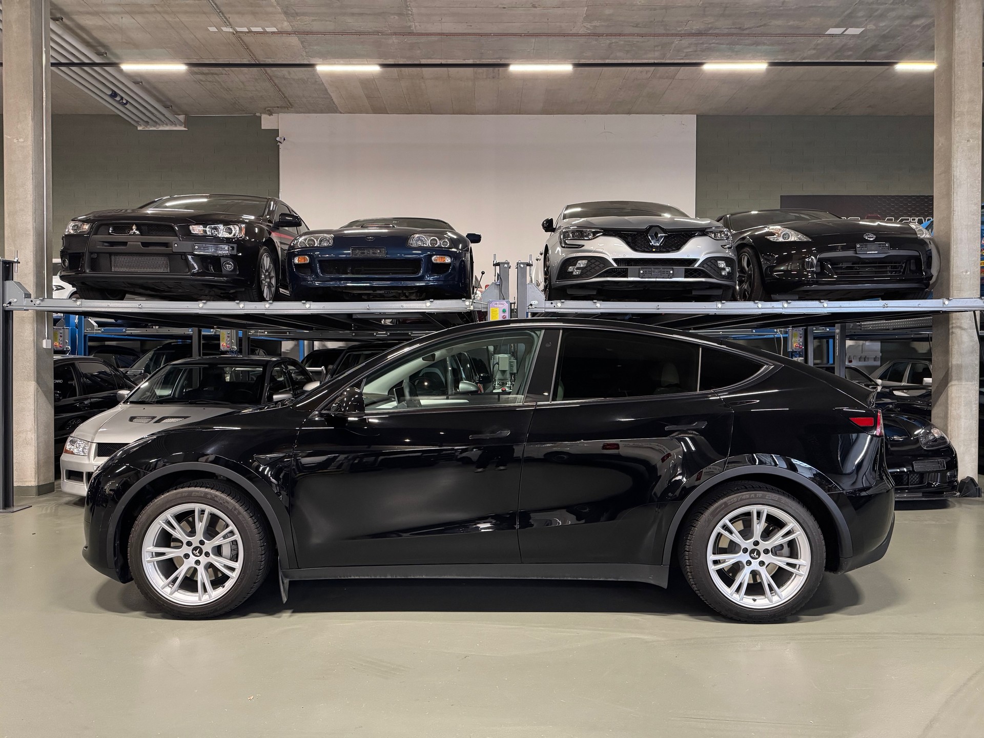 TESLA Model Y RWD-image-0