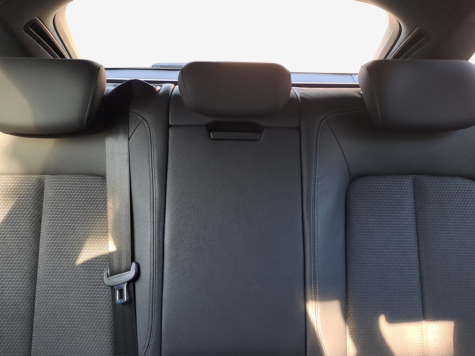 AUDI A6 Avant 45 TDI Sport quattro tiptronic-image-11