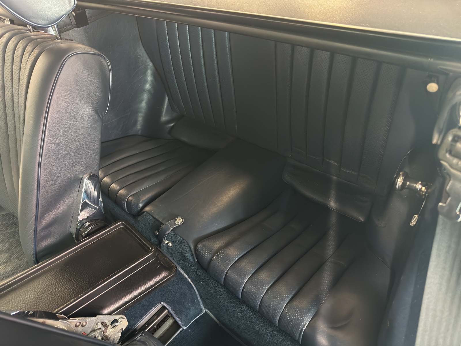 MERCEDES-BENZ 380 SL-image-13