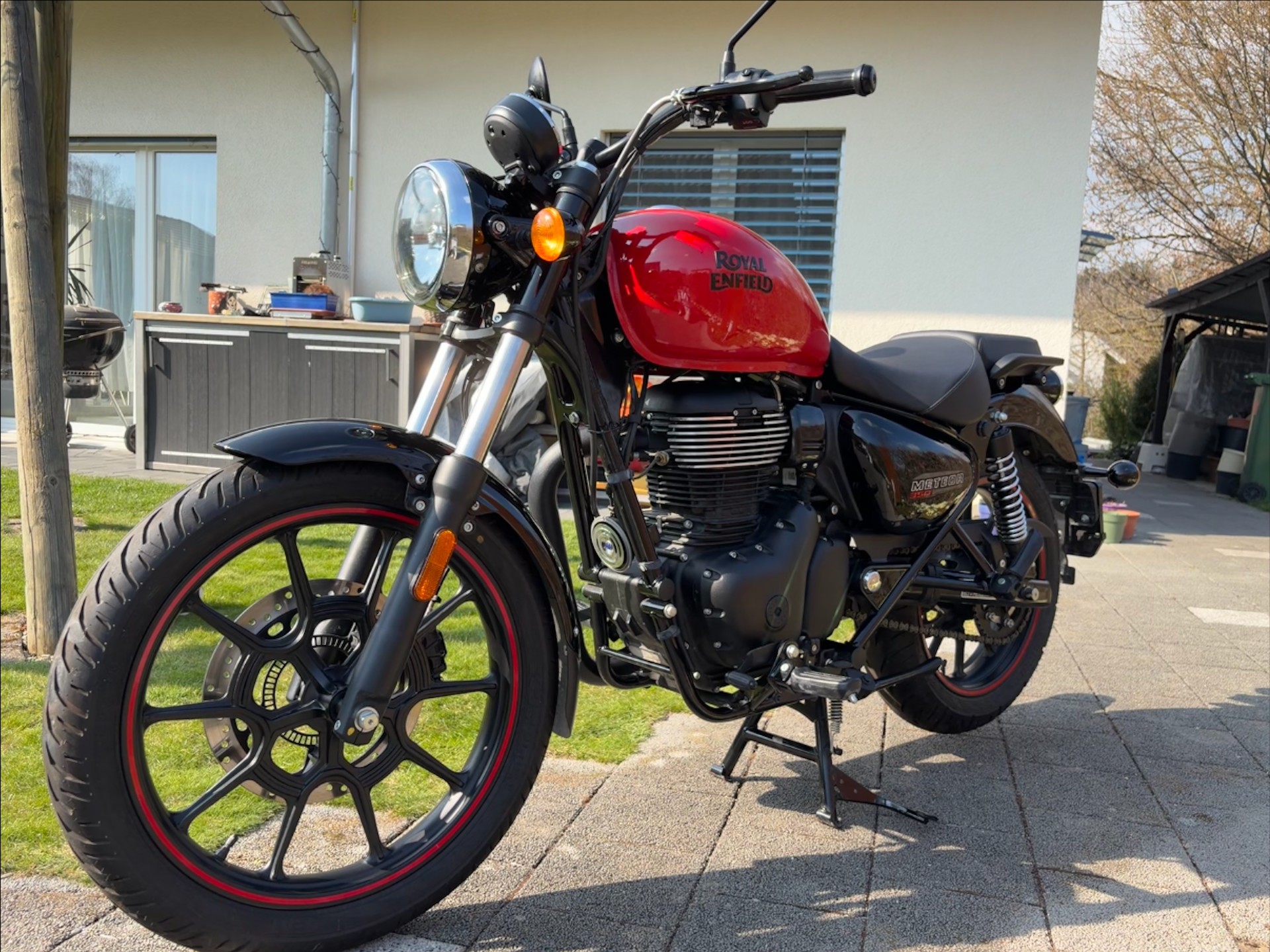 ROYAL ENFIELD Meteor Fireball-image-1