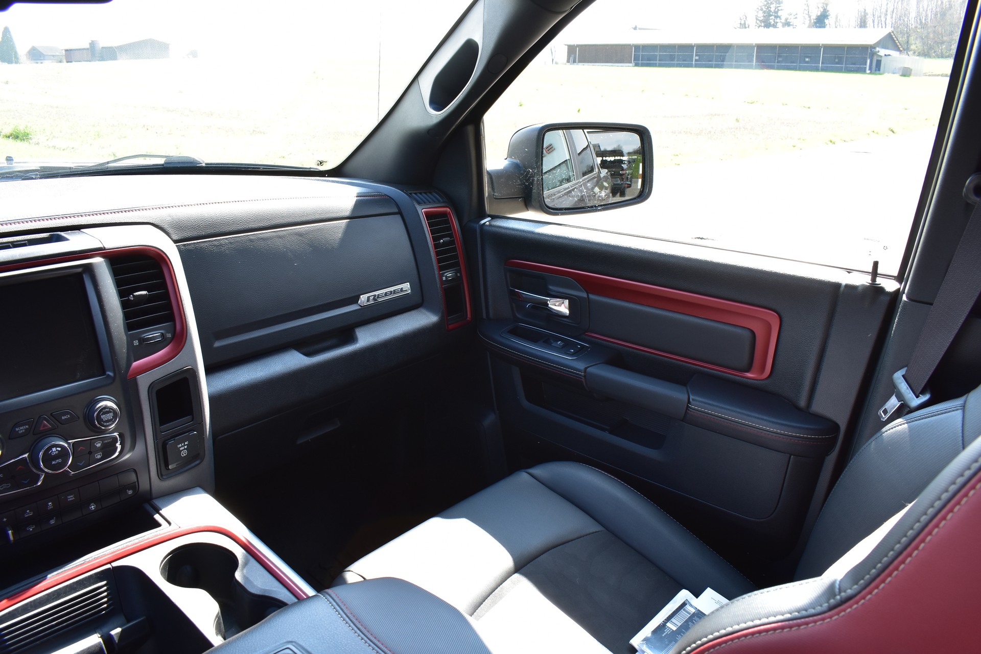 DODGE Ram 1500 Rebel-image-9