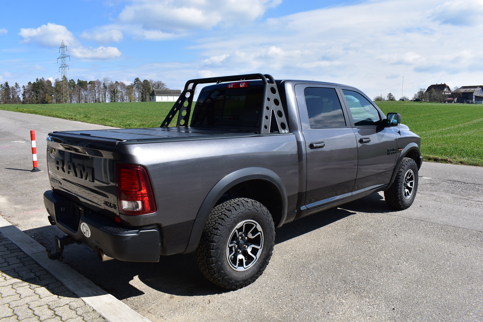 DODGE Ram 1500 Rebel-image-4