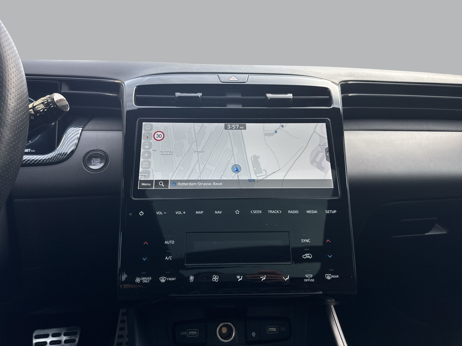 HYUNDAI Tucson 1,6PHEV N LUX 4WD-image-11
