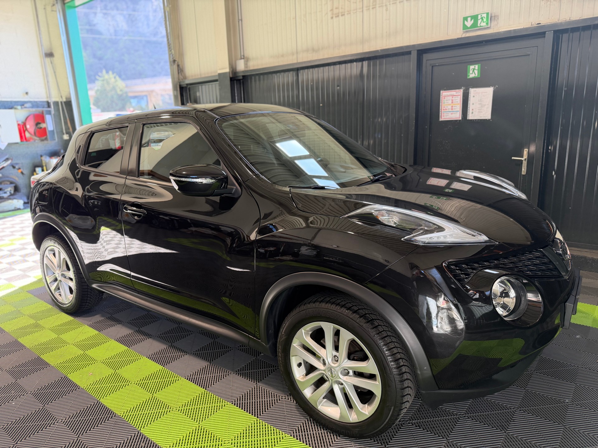 NISSAN Juke 1.2 DIG-T N-Connecta-image-4