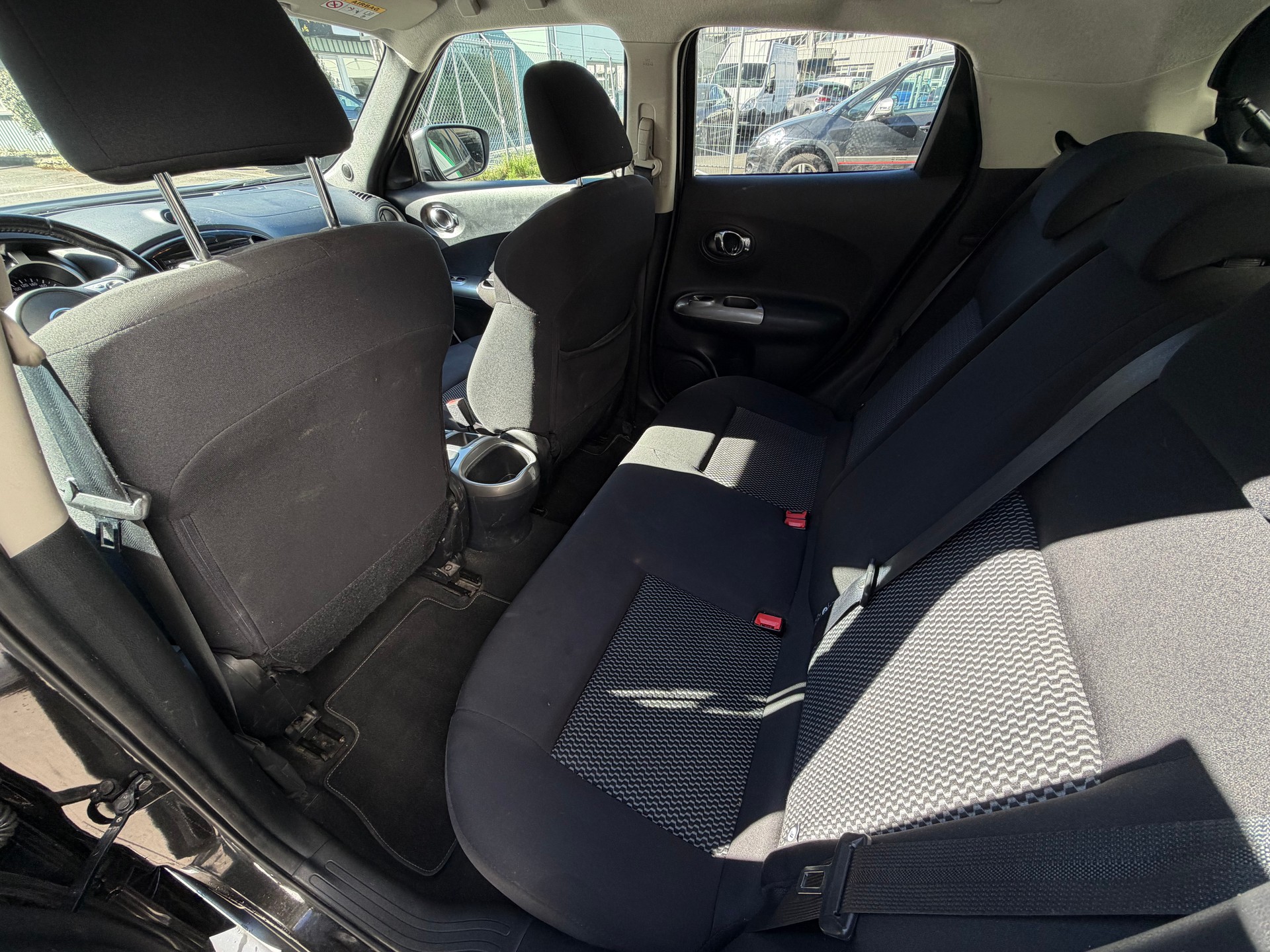 NISSAN Juke 1.2 DIG-T N-Connecta-image-12