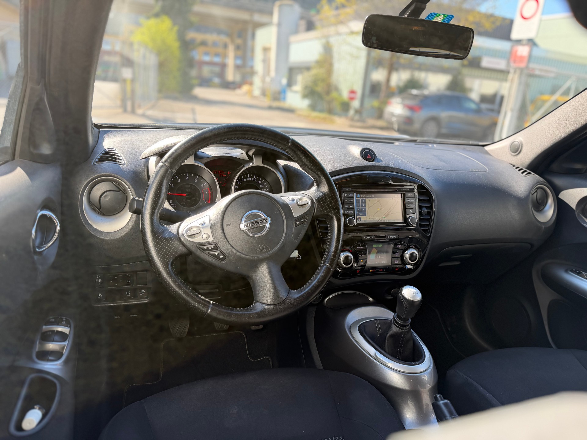 NISSAN Juke 1.2 DIG-T N-Connecta-image-15