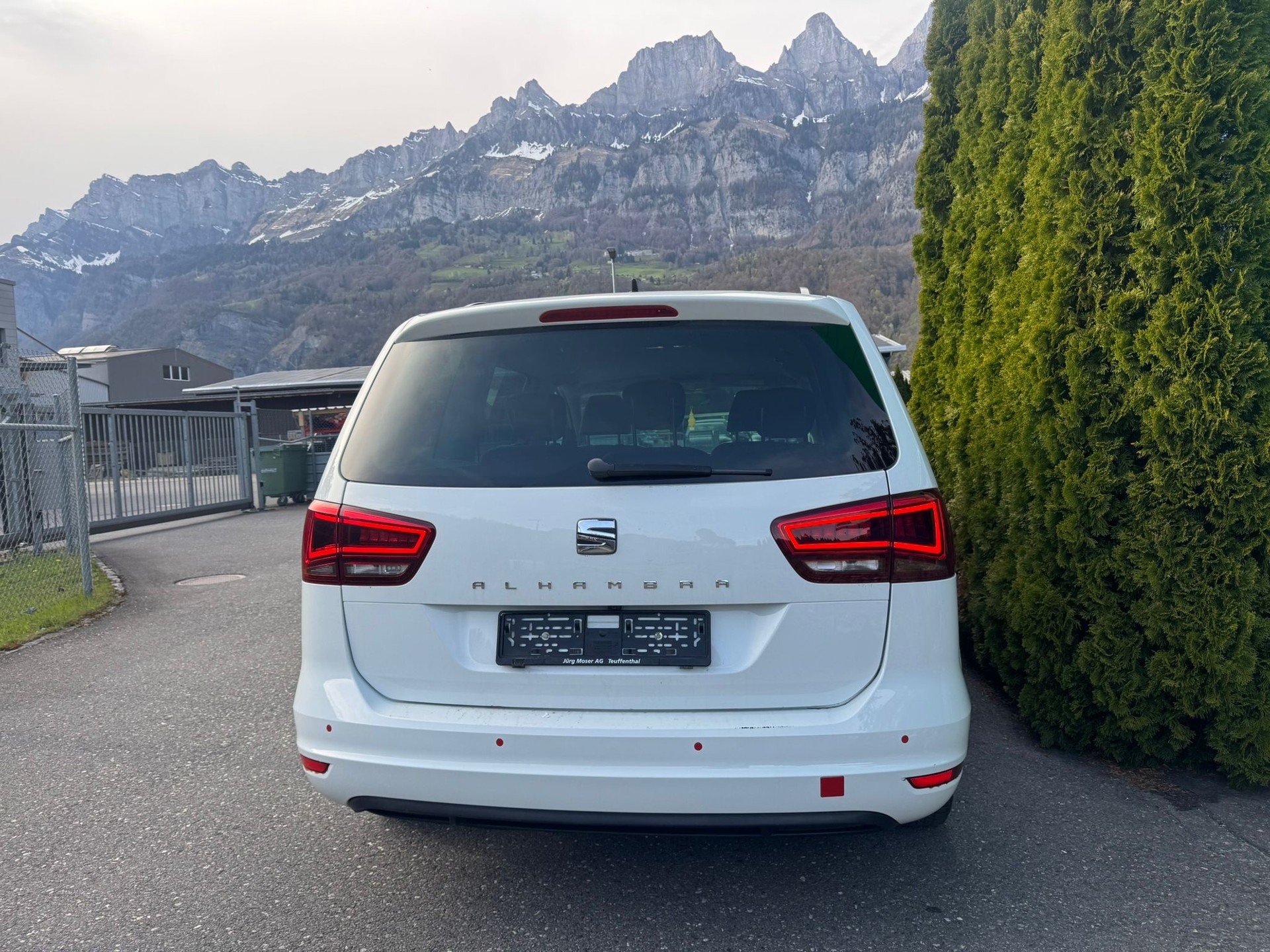 SEAT Alhambra 2.0 TDI Style-image-11