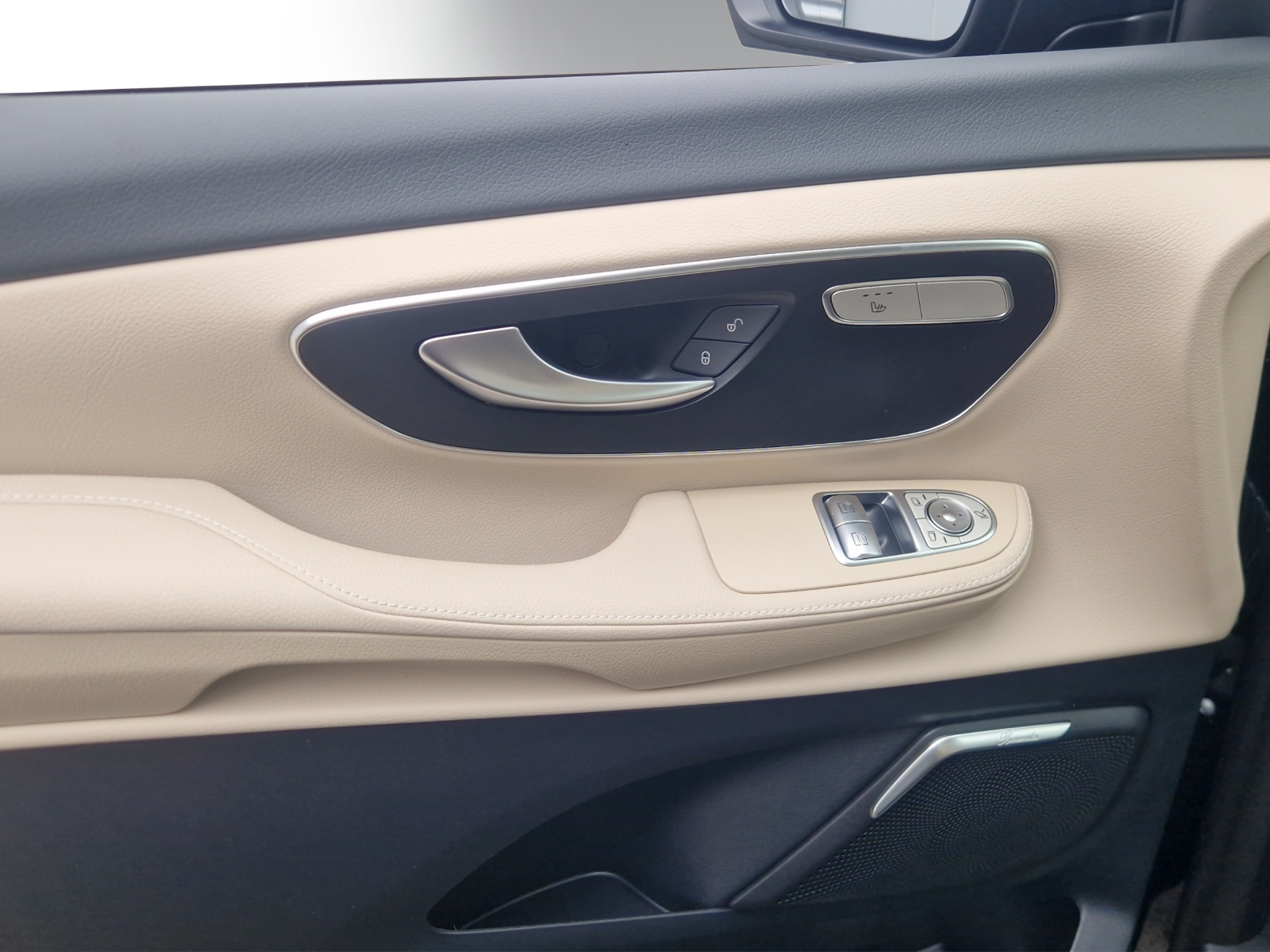 Image MERCEDES-BENZ V-250 V 250 d extralang 4Matic Avantgarde 9G-Tronic