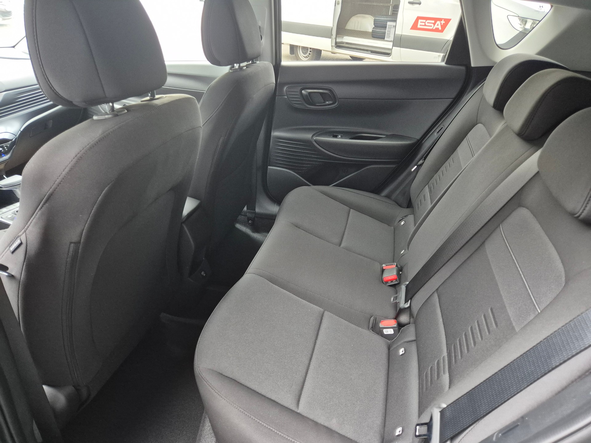 HYUNDAI Bayon 1.0 T-GDi Amplia DCT-image-12