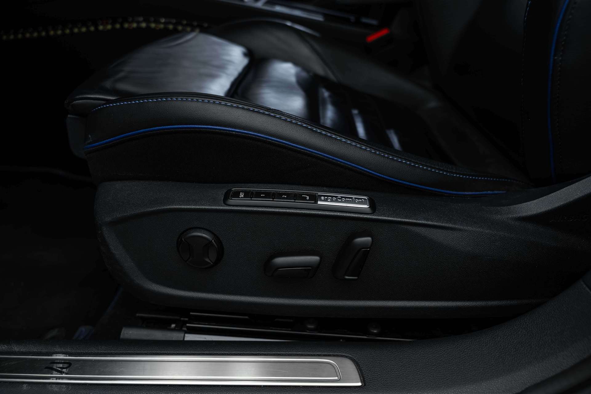 VW Arteon 2.0 TSI R 4Motion DSG 320PS-image-19