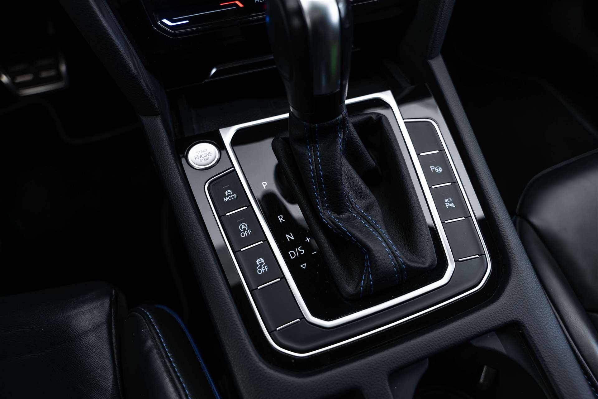 VW Arteon 2.0 TSI R 4Motion DSG 320PS-image-32