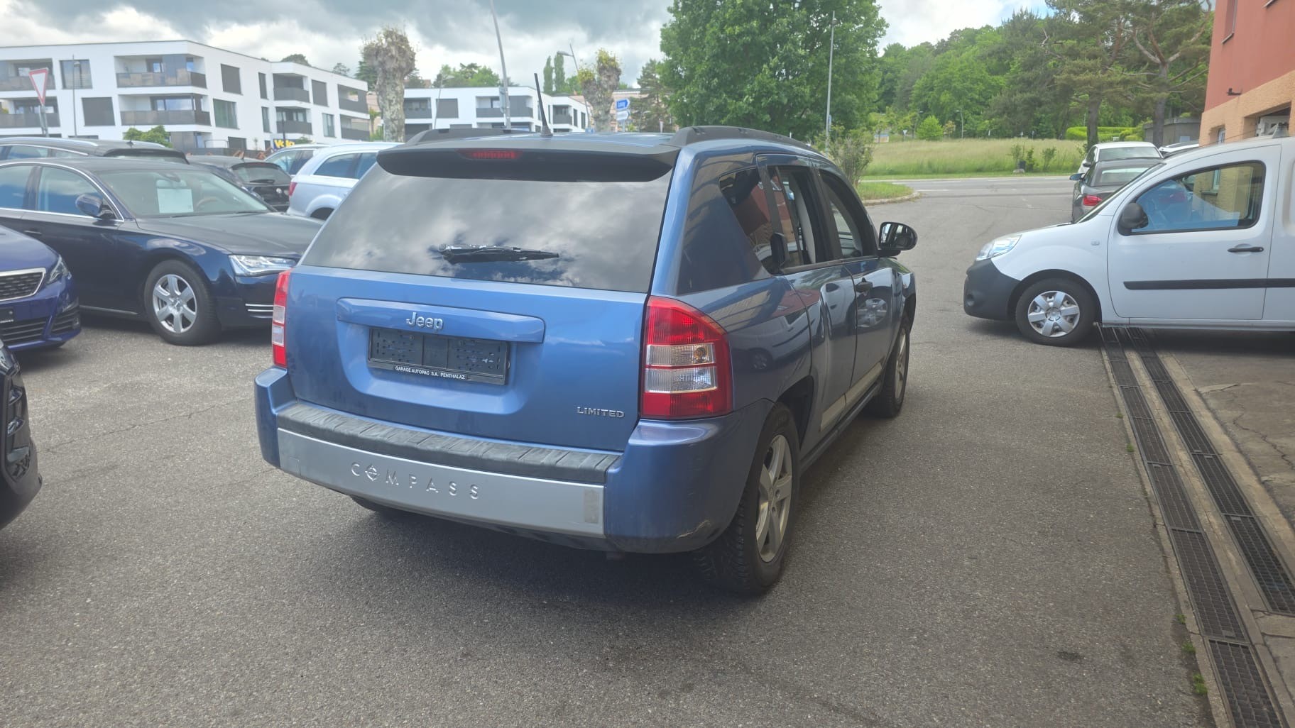 JEEP Compass 2.4 Limited-image-2