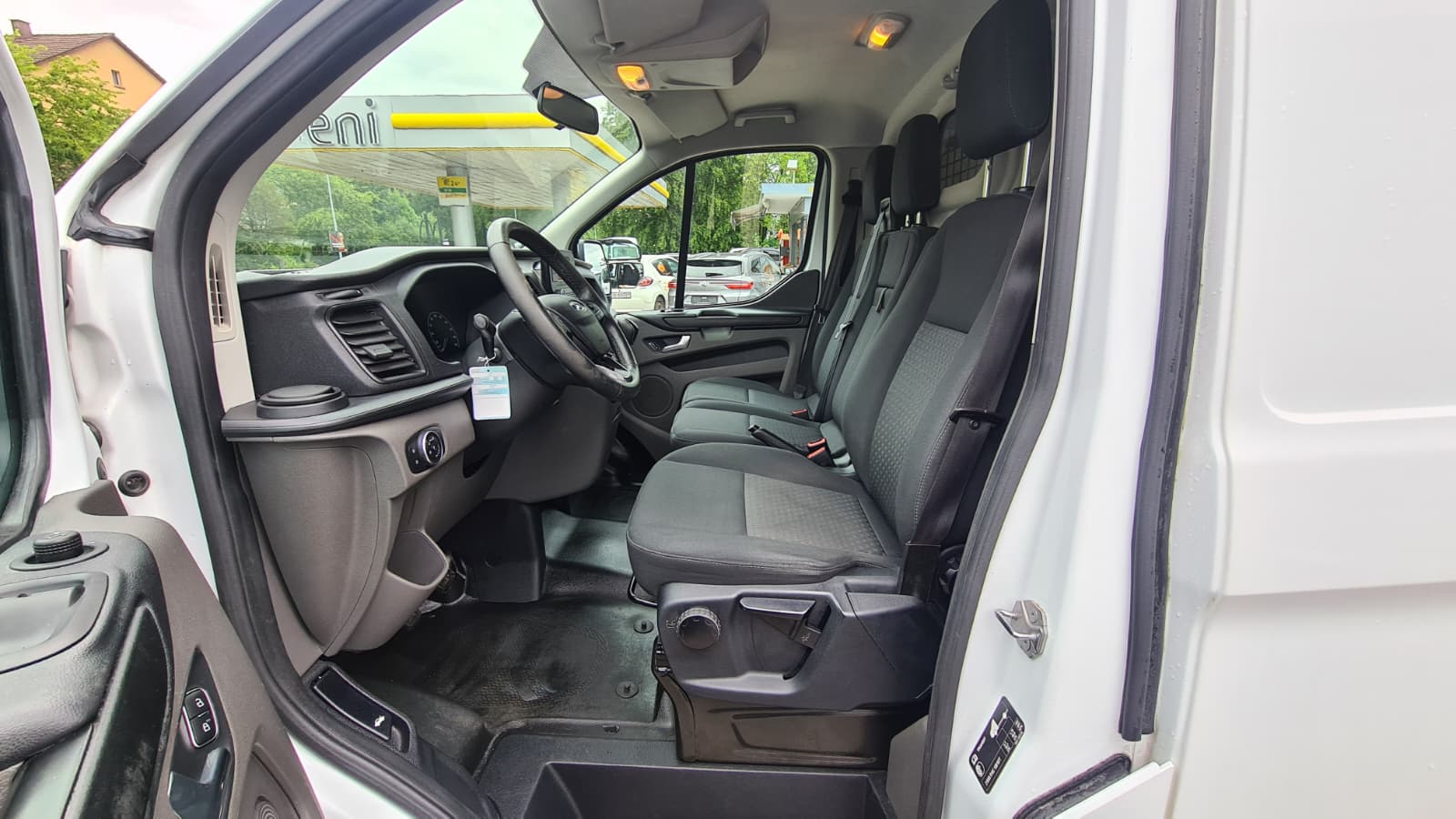 FORD Transit Custom Van 340 L1H1 Trend ** 3-Plätzer ** PDC V+H ** Klimaanlage ** Tempomat ** LTZ MFK 27.05.2025 **-image-18