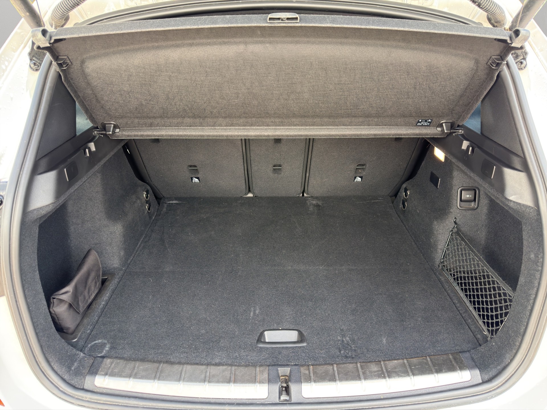 BMW X1 xDrive 25e M Sport Steptronic-image-21