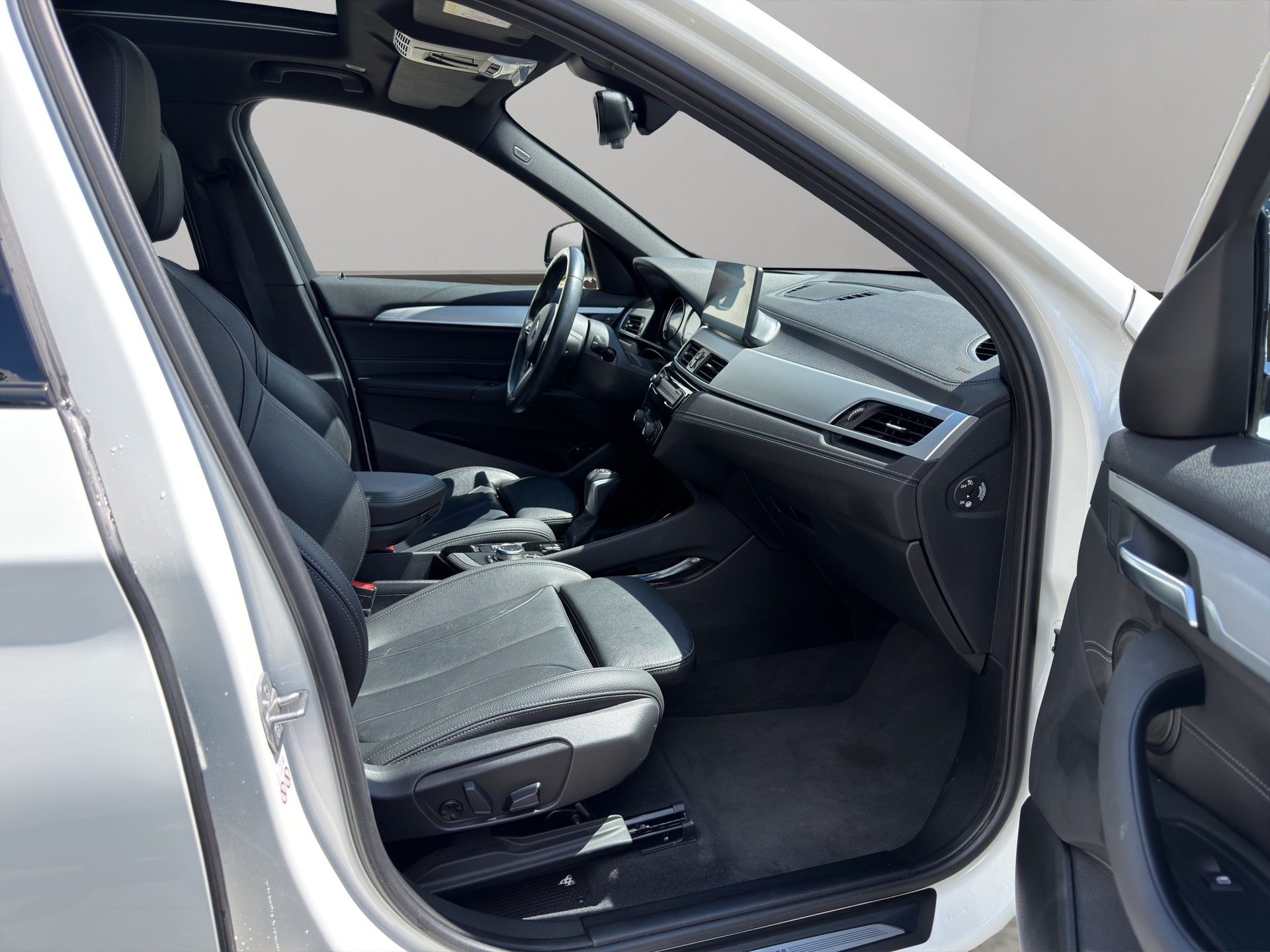 BMW X1 xDrive 25e M Sport Steptronic-image-19