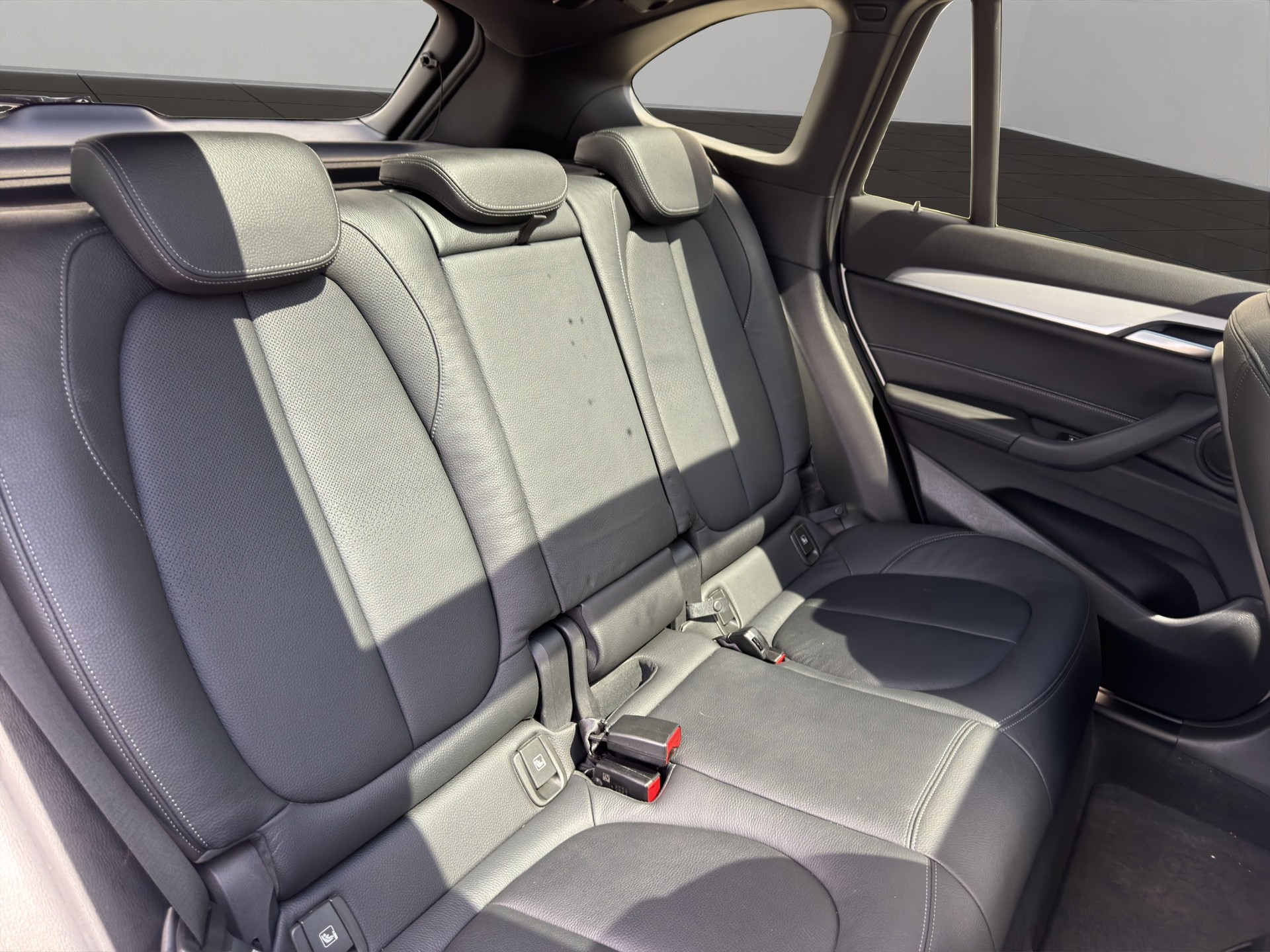 BMW X1 xDrive 25e M Sport Steptronic-image-18