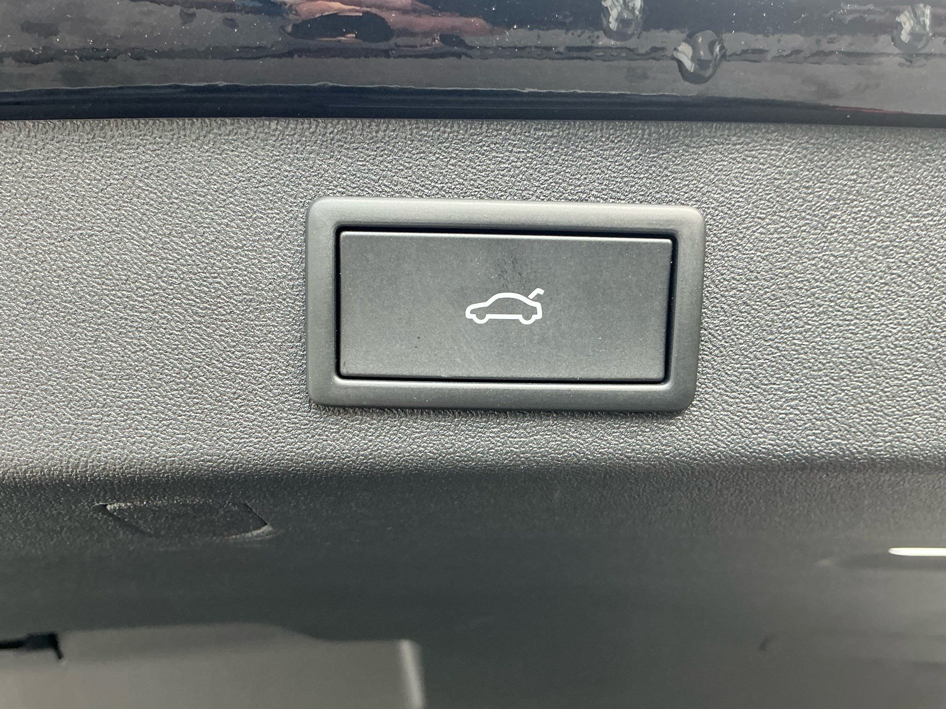 SKODA Kodiaq 2.0 TSI 204 PS 4x4 SELECTION *** PANORAMAGLASDACH, ANHÄNGEKUPPLUNG & 7 SITZER ***-image-27