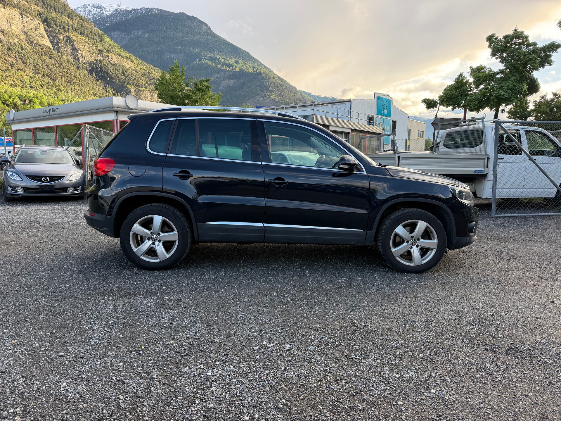 VW Tiguan 2.0 Tsi-image-3