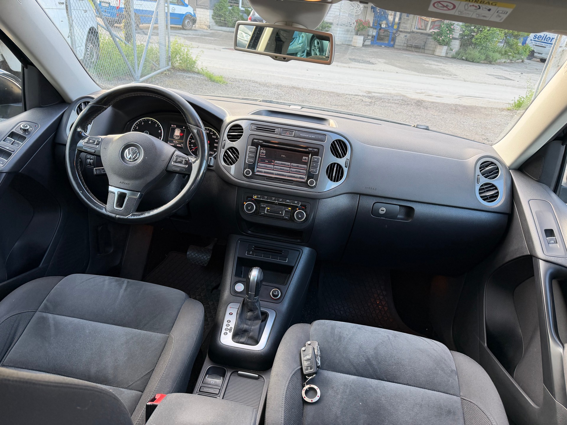 VW Tiguan 2.0 Tsi-image-5