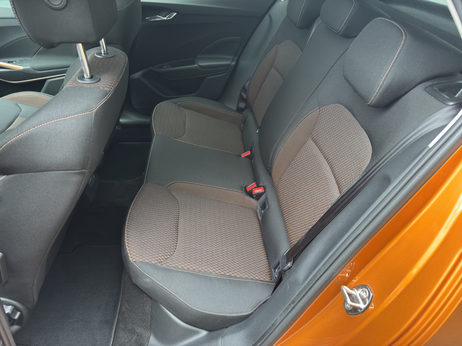SKODA Fabia 1.0 TSI First Edition DSG-image-10