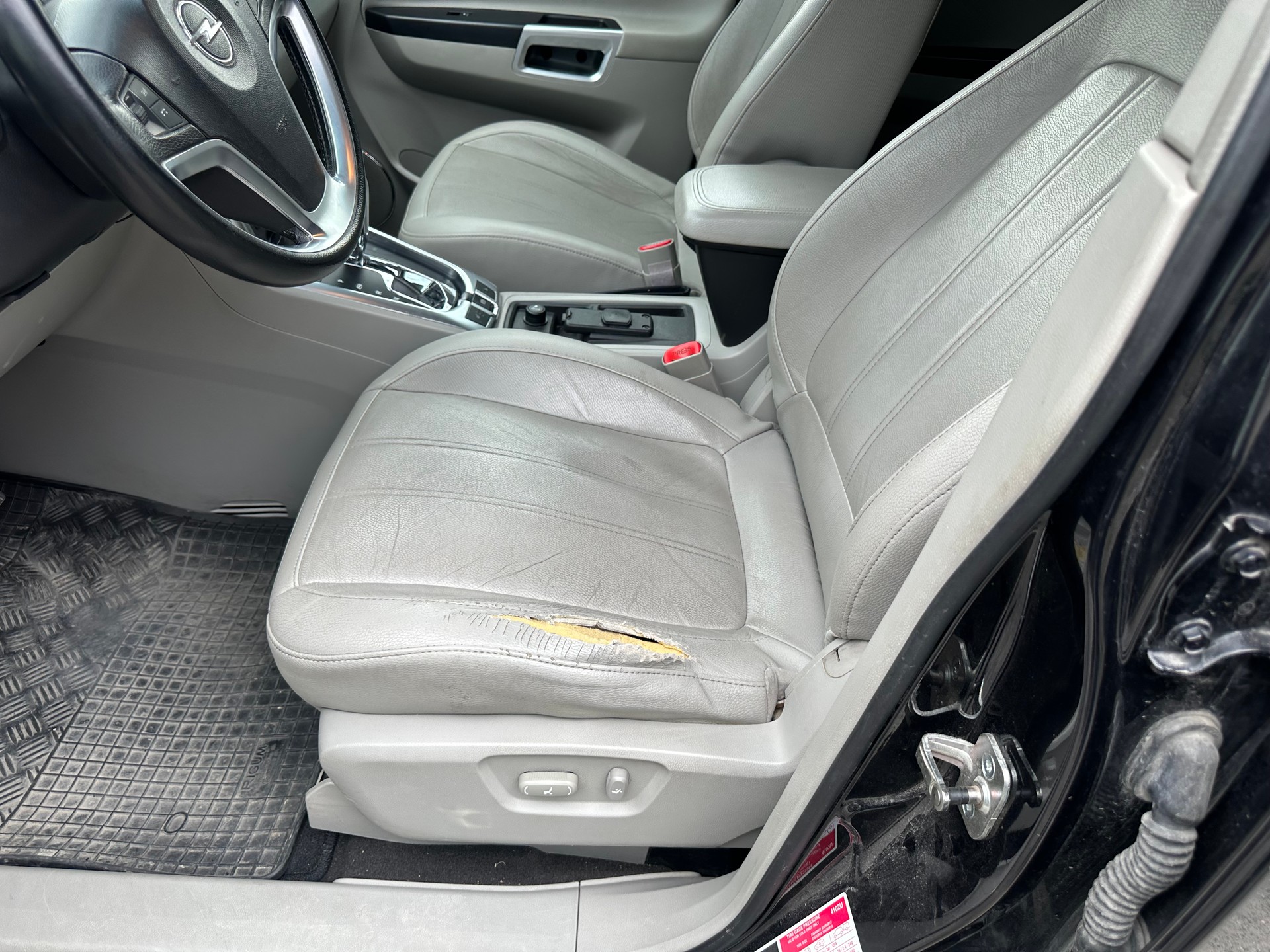 OPEL Antara 2.2 CDTi Enjoy 4WD-image-3