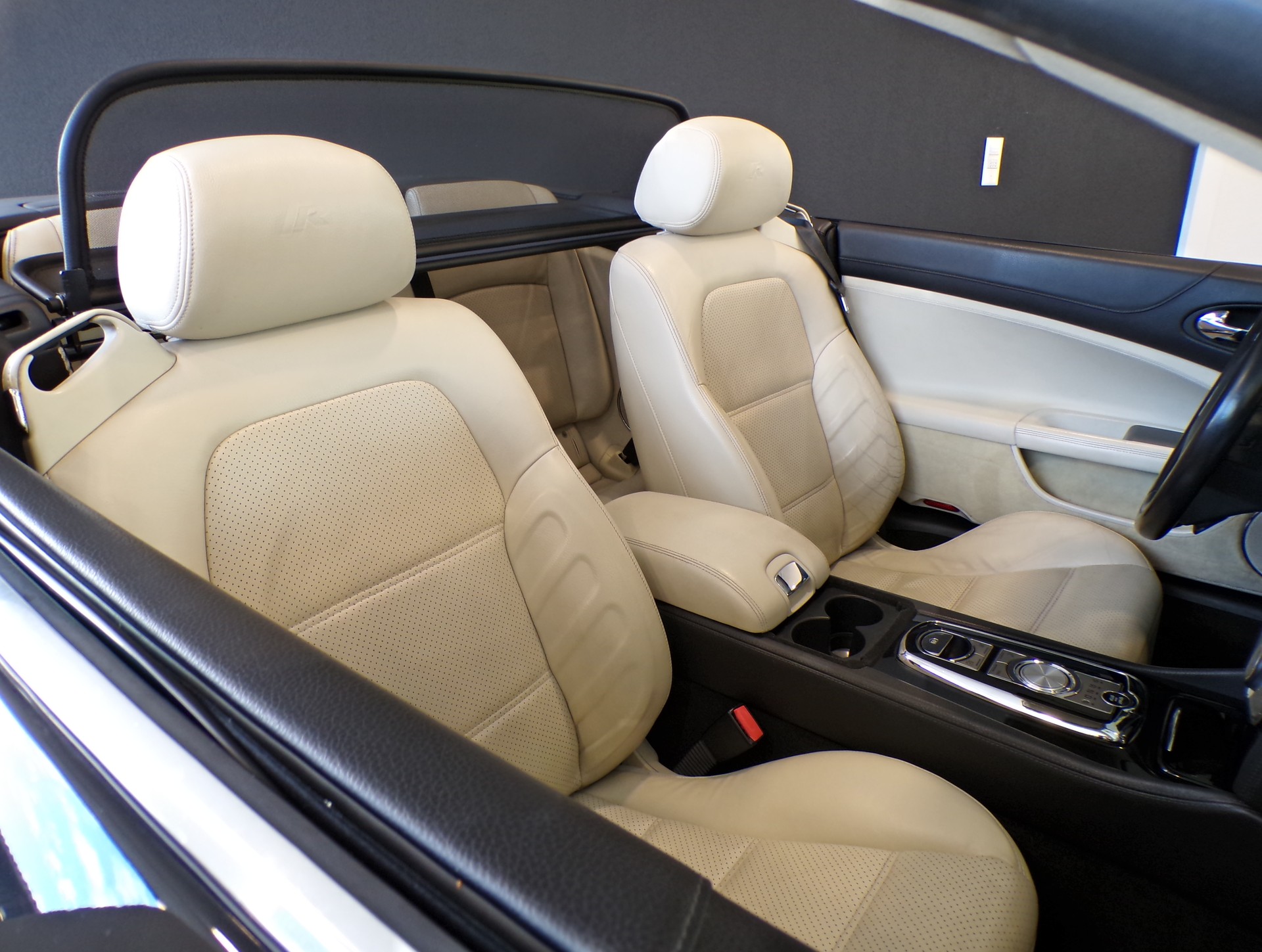 JAGUAR XKR 5.0 V8 SC Automatic-image-15